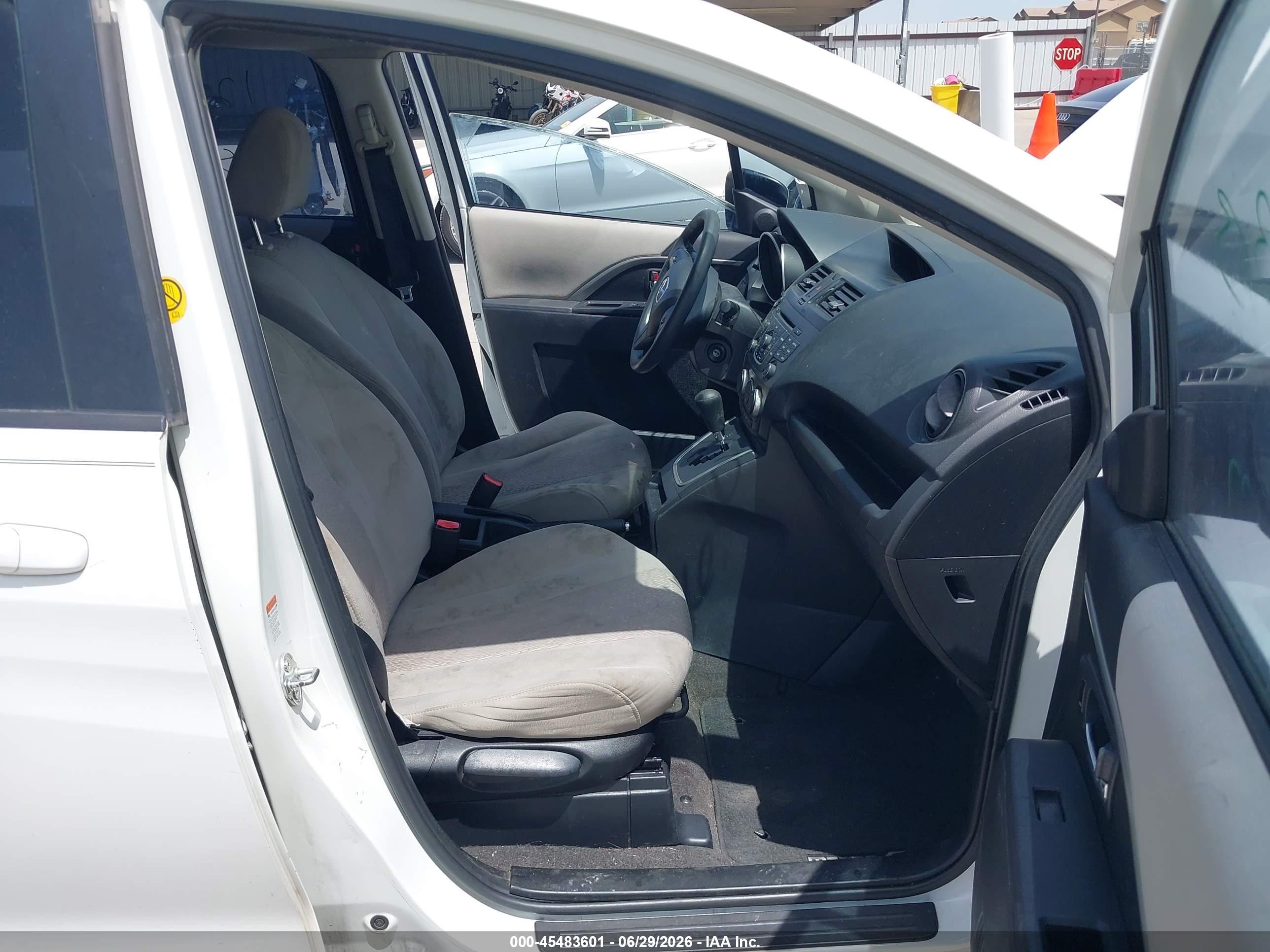 2012 Mazda Mazda5 Sport White vin: JM1CW2BL7C0105461