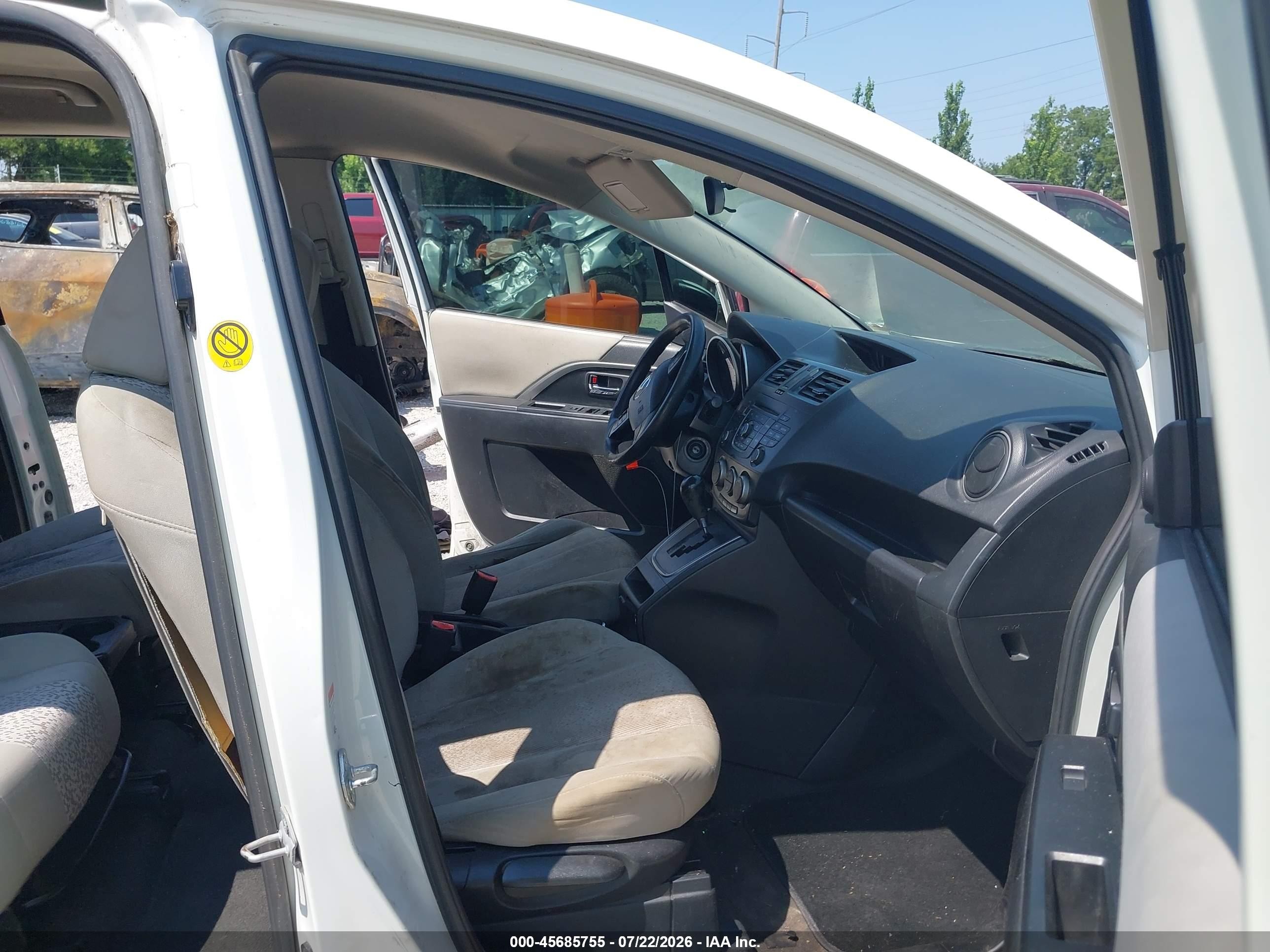 2012 Mazda Mazda5 Sport White vin: JM1CW2BL7C0106724