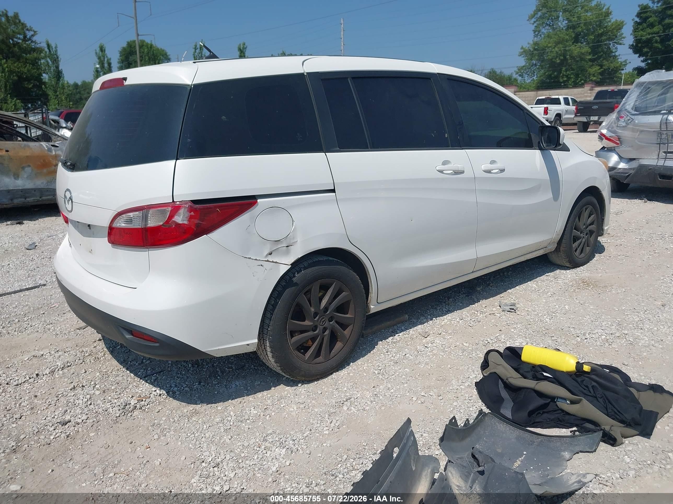 2012 Mazda Mazda5 Sport White vin: JM1CW2BL7C0106724