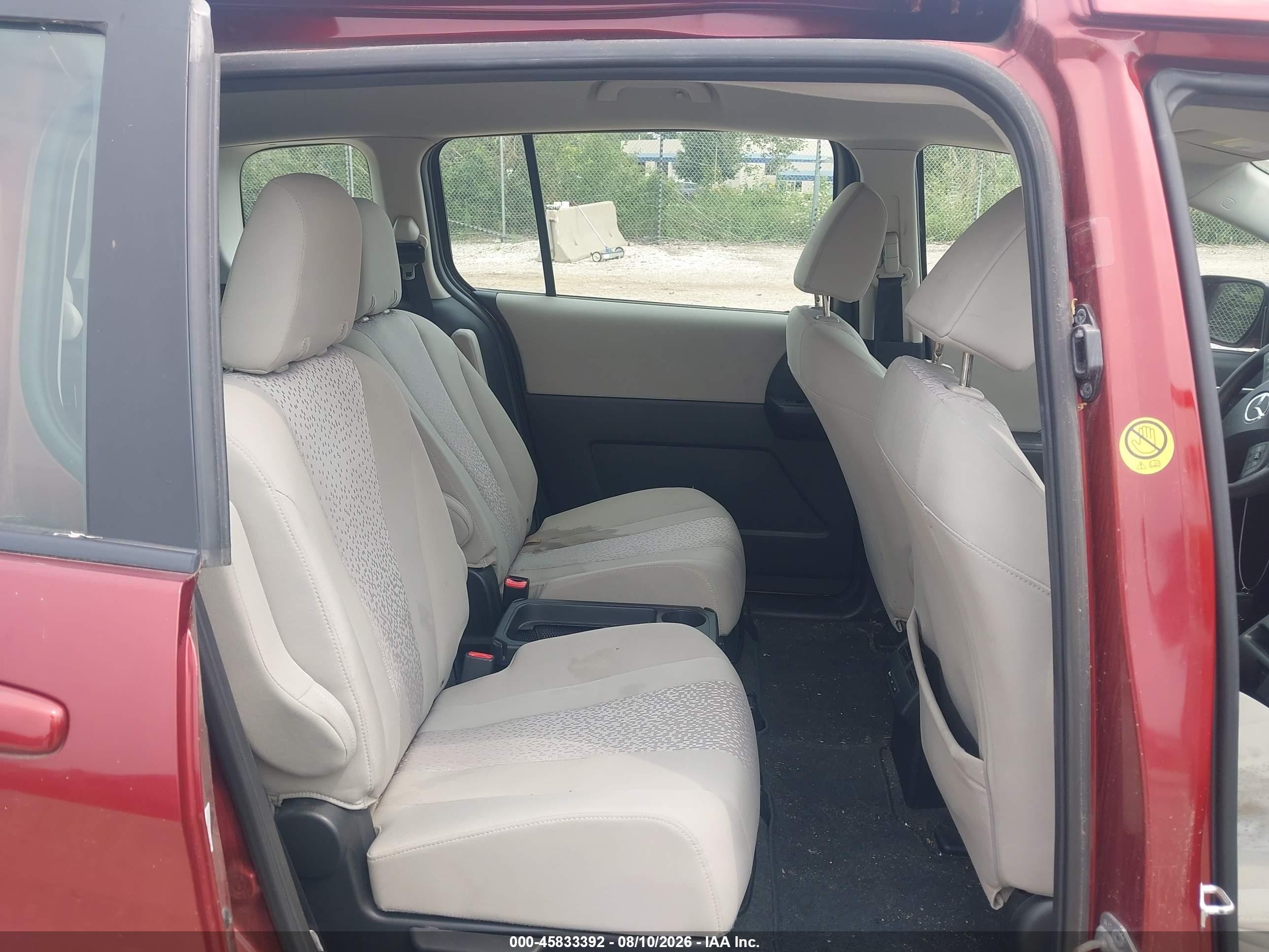2012 Mazda Mazda5 Sport Red vin: JM1CW2BL7C0119280