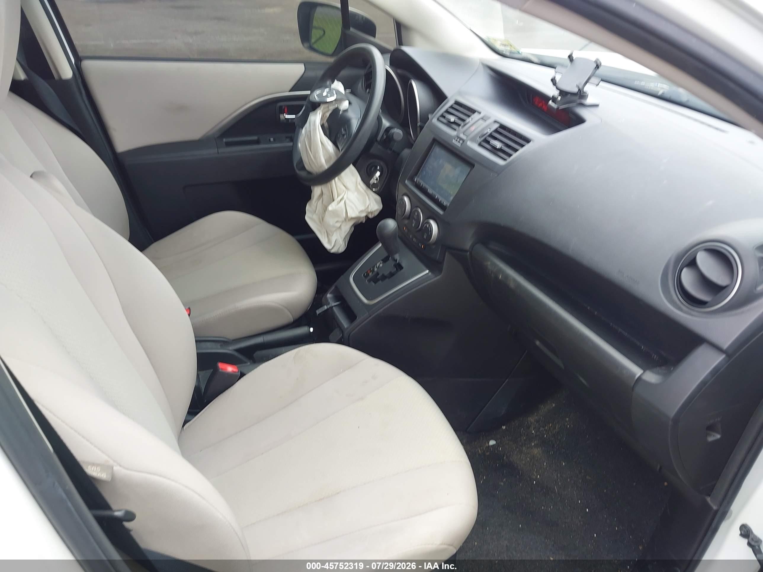 2015 Mazda Mazda5 Sport White vin: JM1CW2BL7F0179550