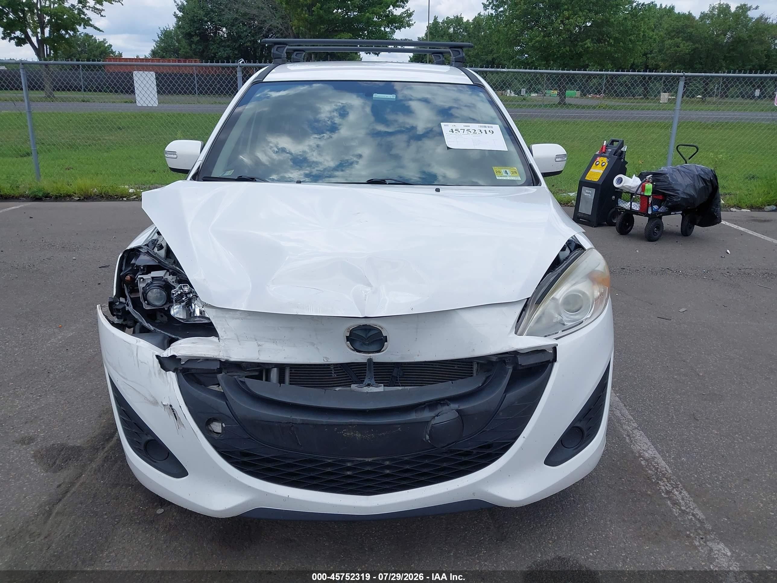 2015 Mazda Mazda5 Sport White vin: JM1CW2BL7F0179550