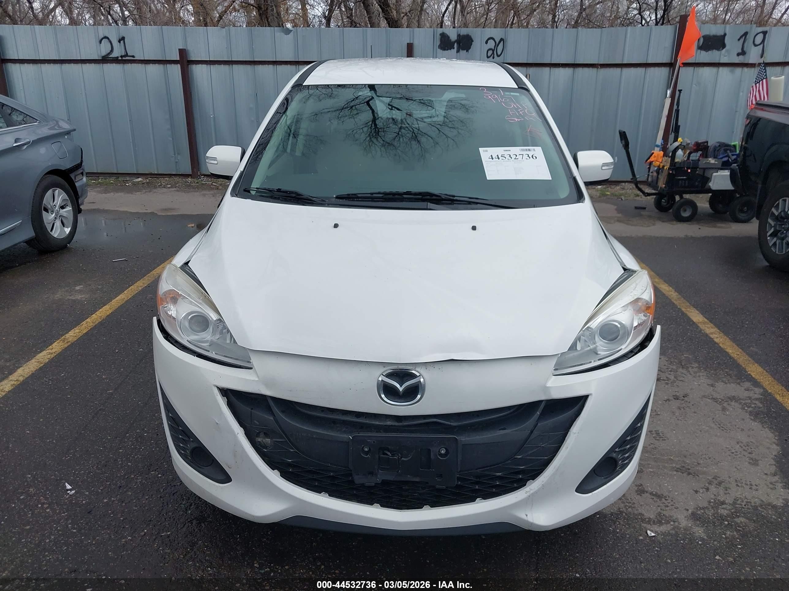2015 Mazda Mazda5 Sport White vin: JM1CW2BL7F0179967