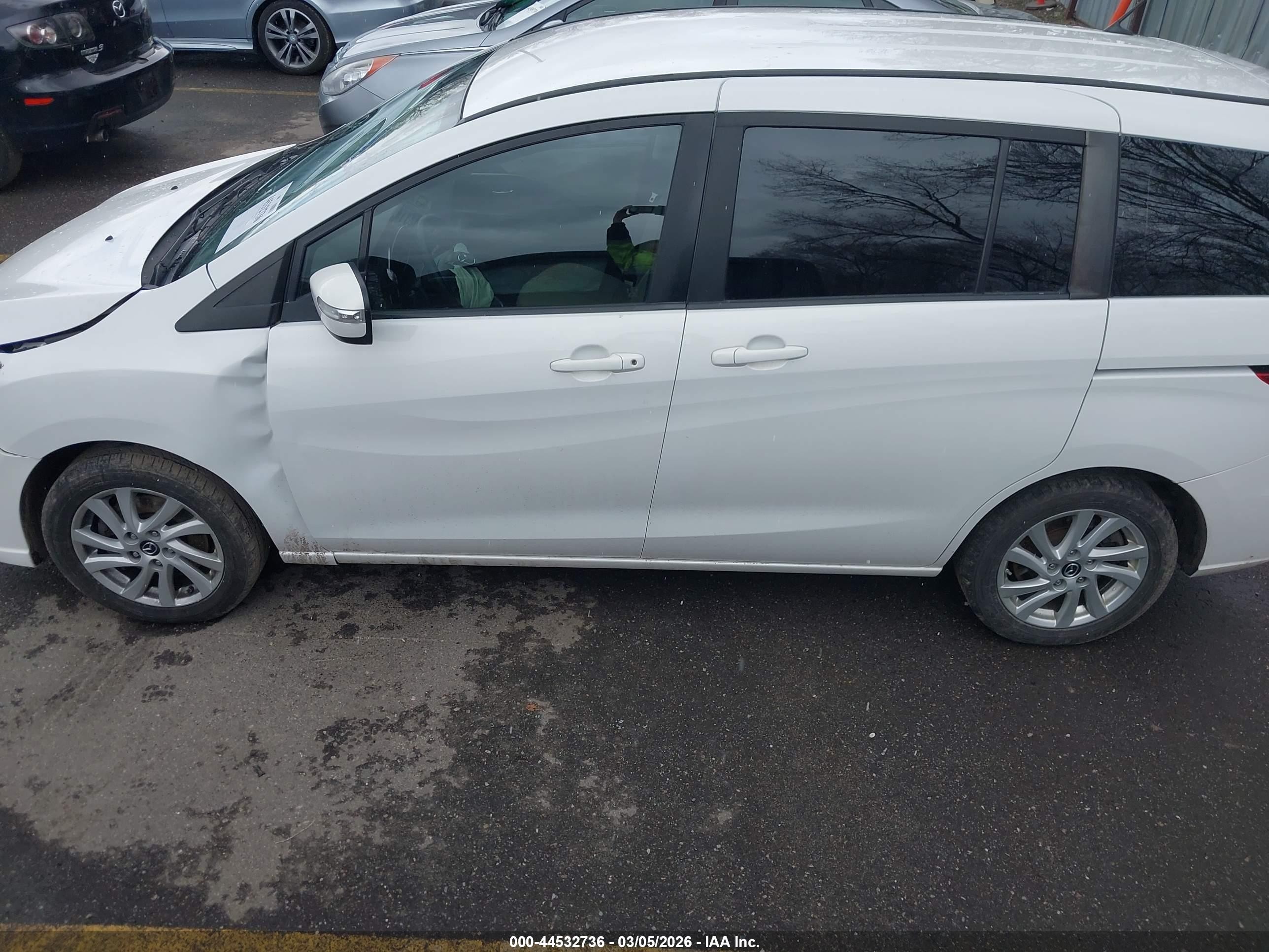 2015 Mazda Mazda5 Sport White vin: JM1CW2BL7F0179967
