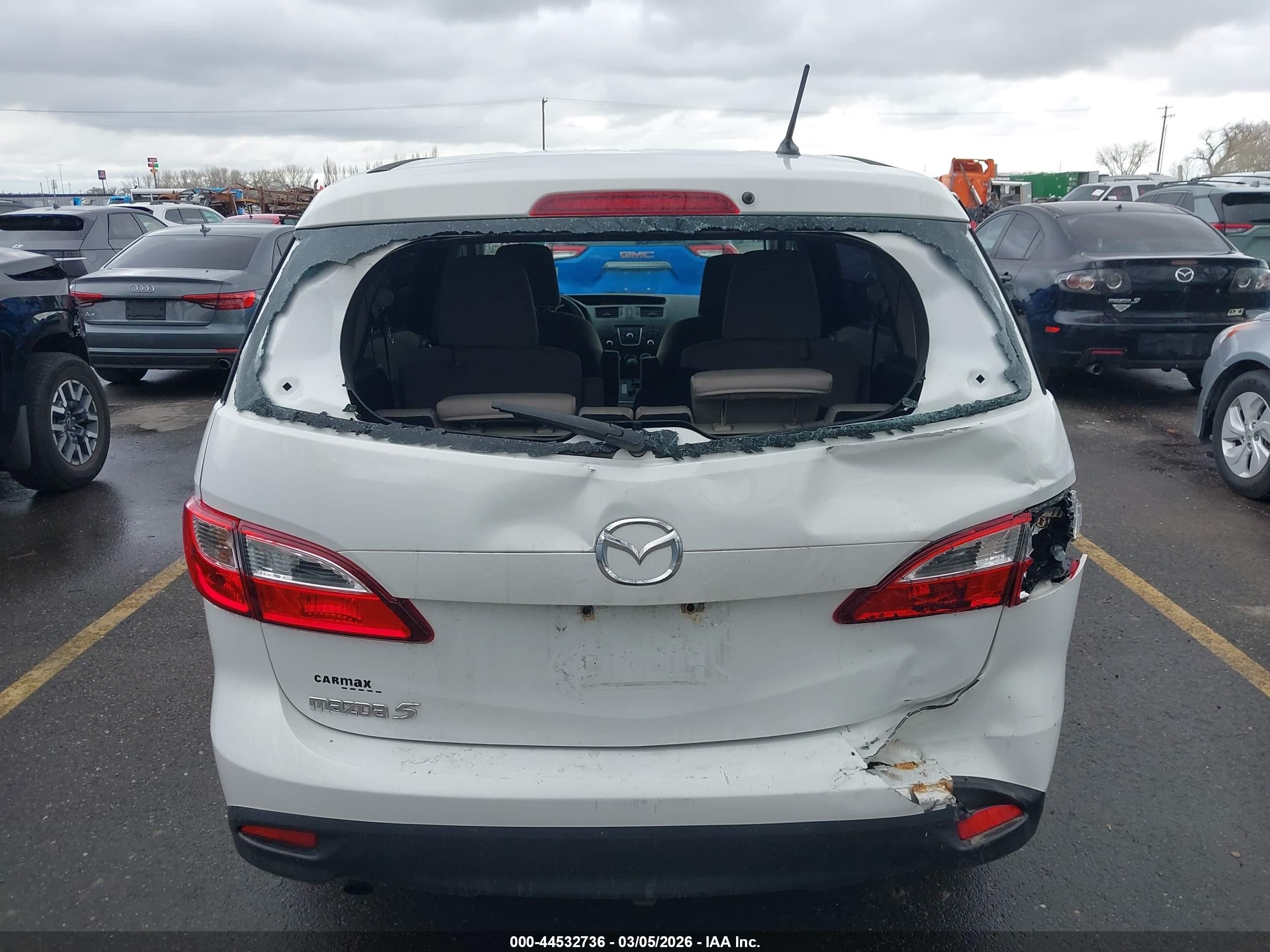 2015 Mazda Mazda5 Sport White vin: JM1CW2BL7F0179967