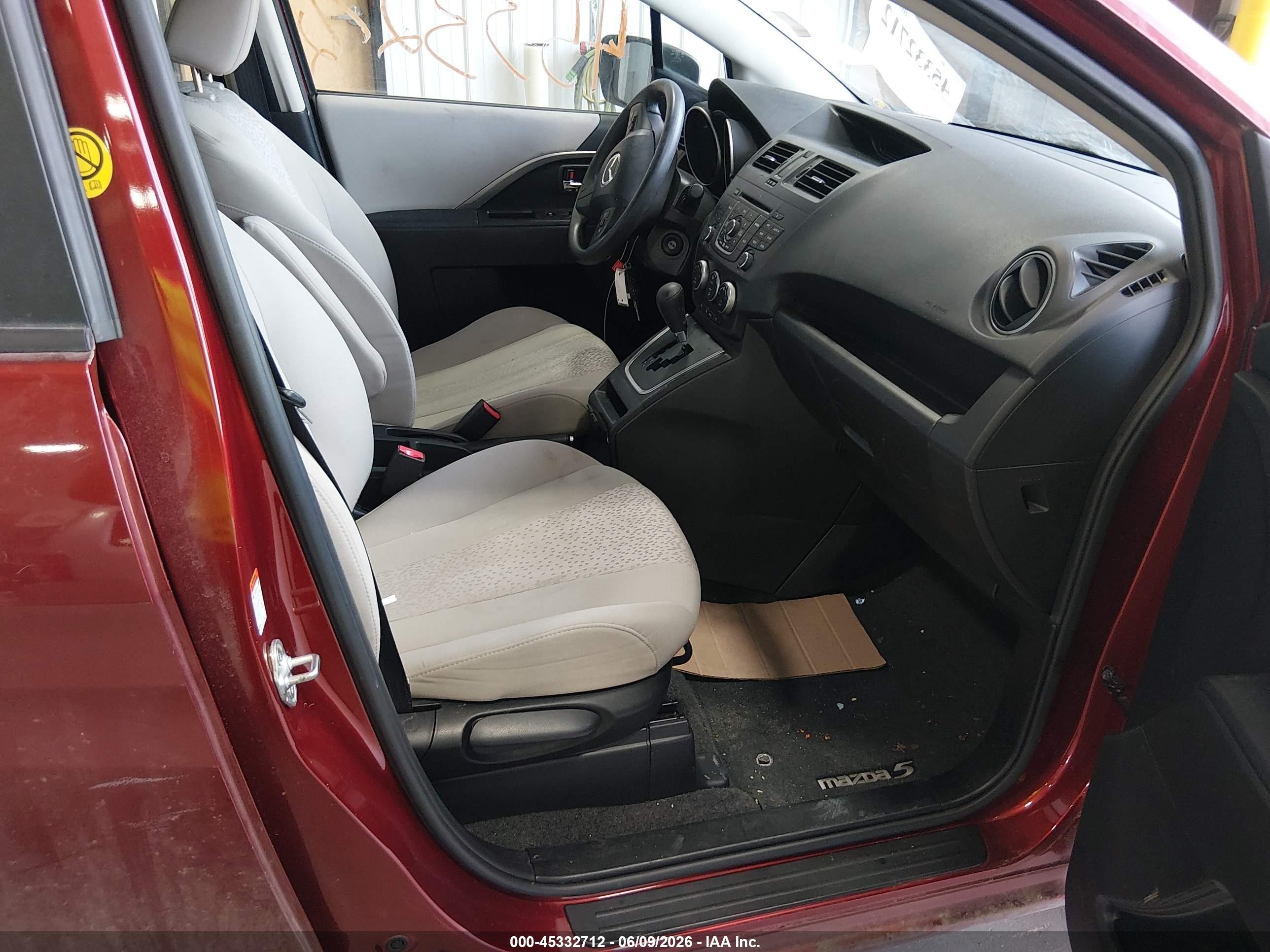 2012 Mazda Mazda5 Sport Burgundy vin: JM1CW2BL8C0117750