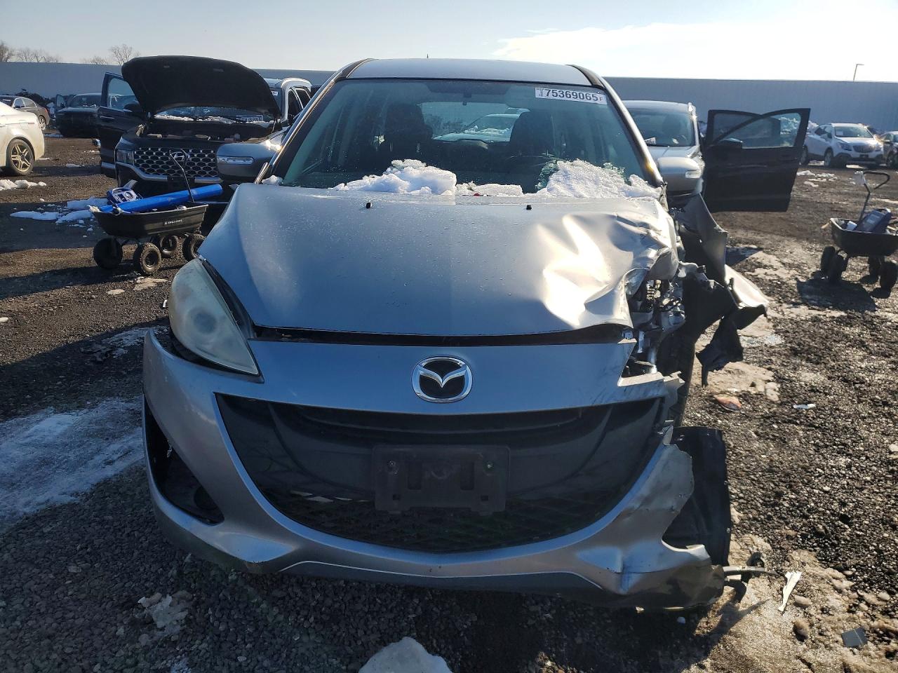 2013 Mazda 5 Silver vin: JM1CW2BL8D0158106