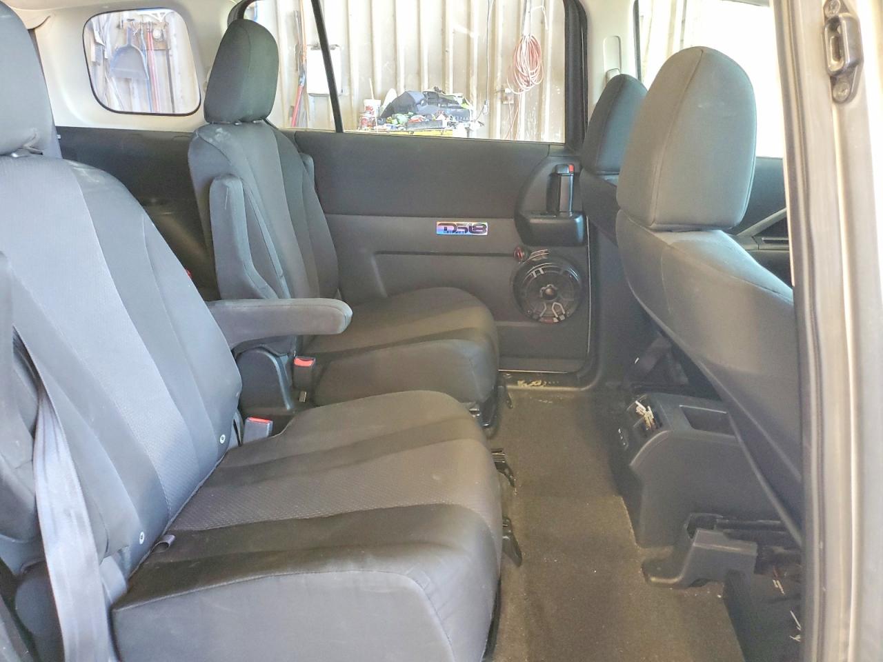 2014 Mazda 5 Sport Silver vin: JM1CW2BL8E0163713