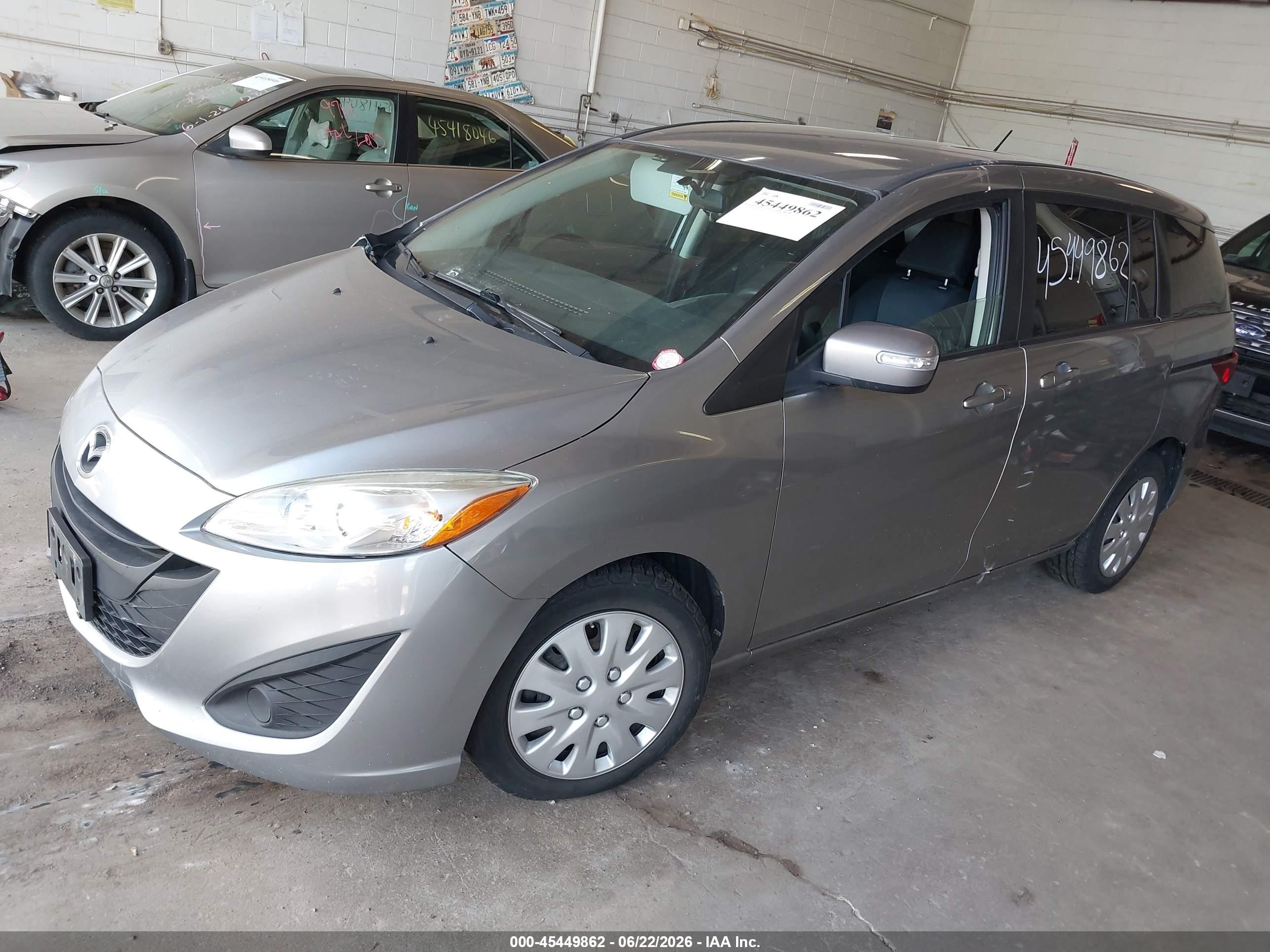2015 Mazda Mazda5 Sport Silver vin: JM1CW2BL8F0181727