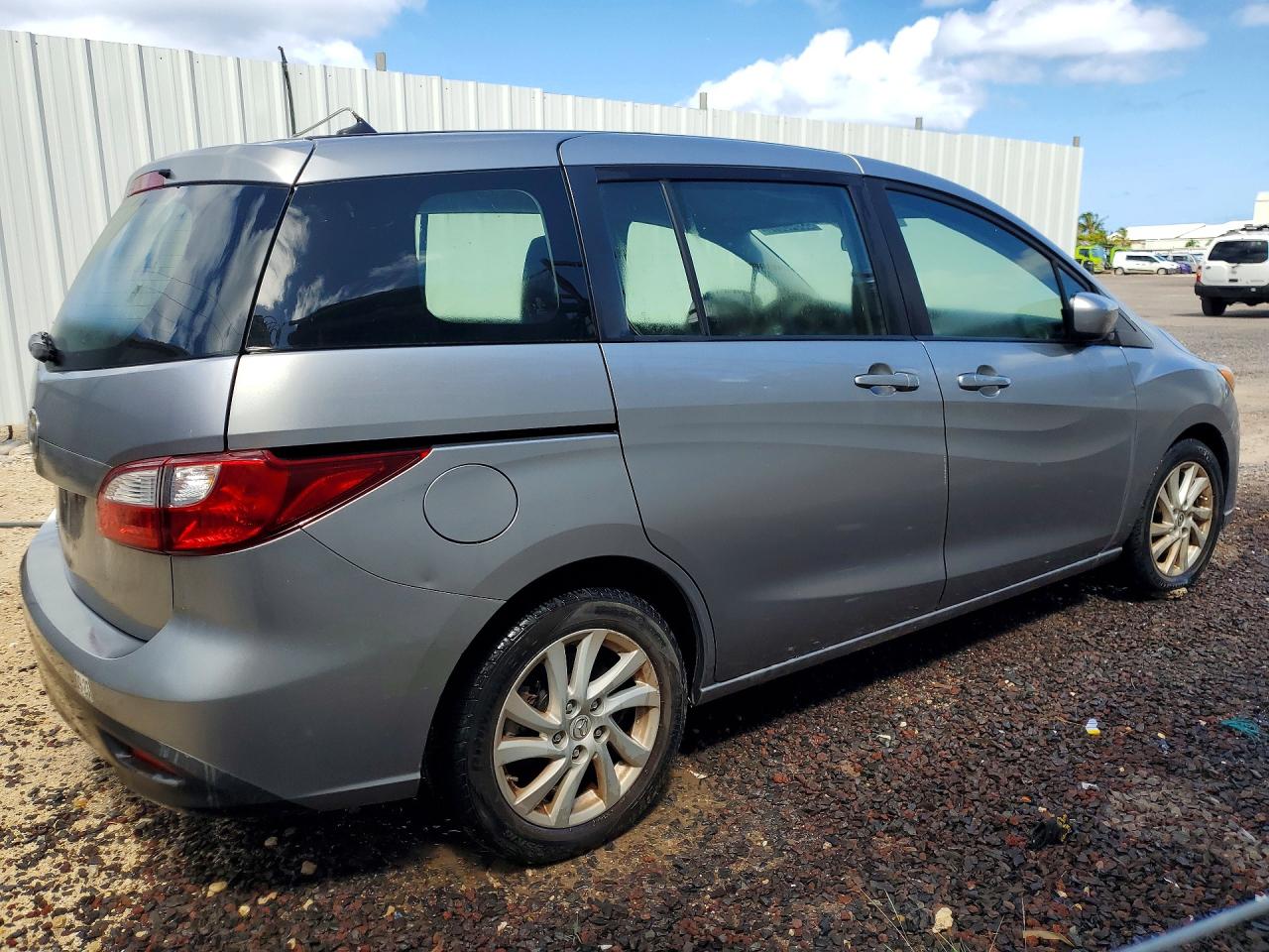 2012 Mazda 5 Silver vin: JM1CW2BL9C0115537