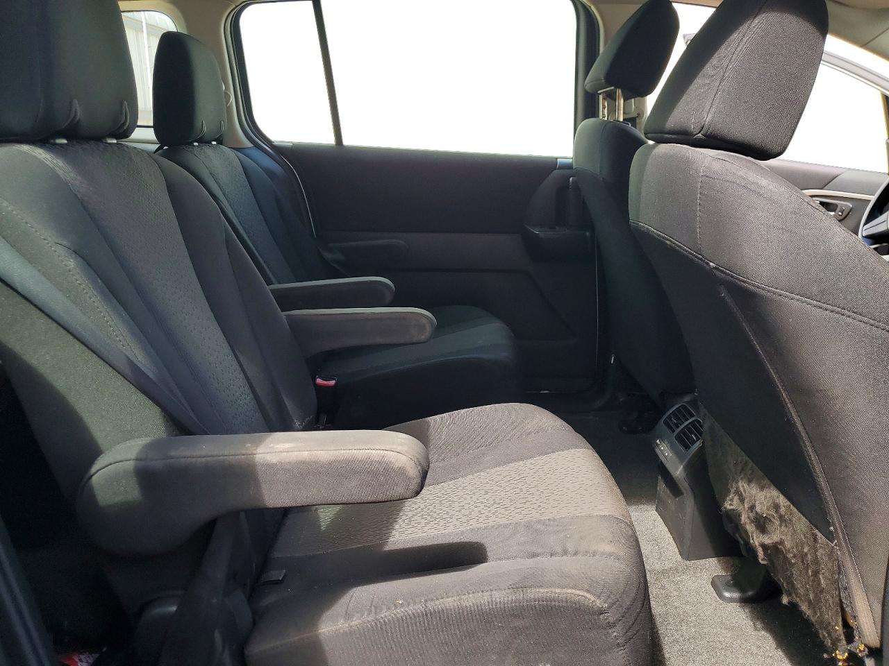 2012 Mazda 5 Silver vin: JM1CW2BL9C0115537