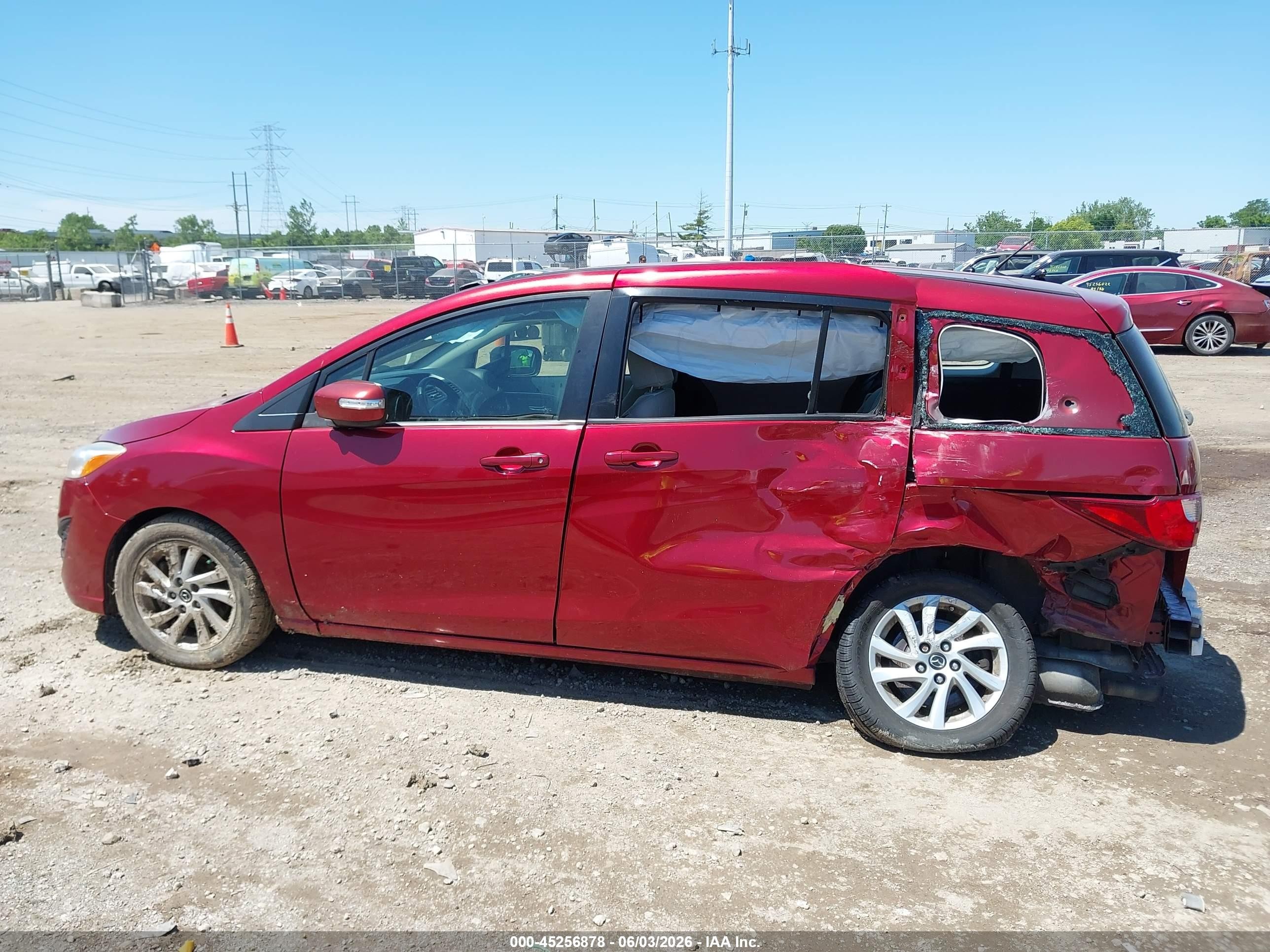 2013 Mazda Mazda5 Sport Red vin: JM1CW2BL9D0145333