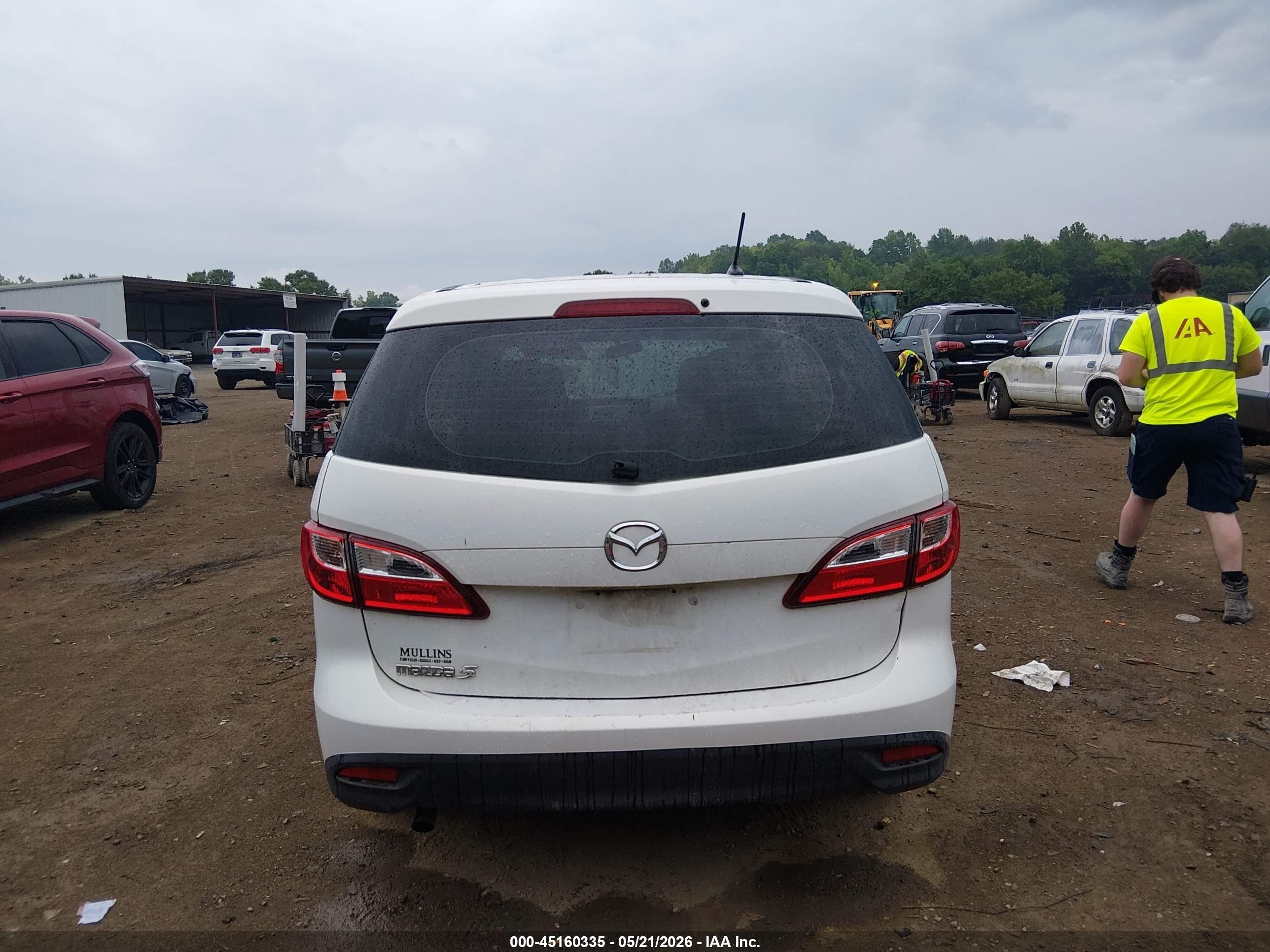 2013 Mazda Mazda5 Sport White vin: JM1CW2BL9D0145977