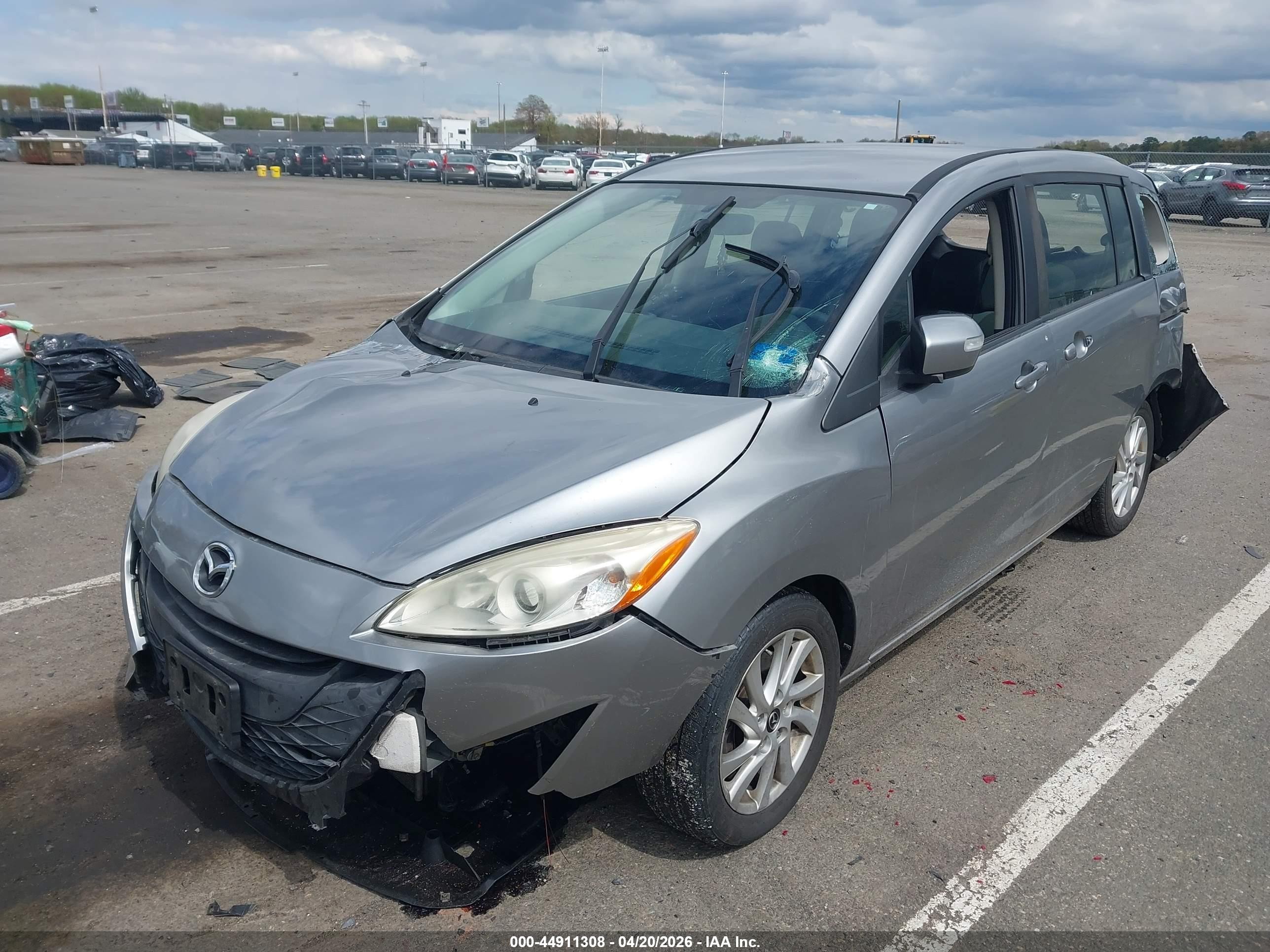 2015 Mazda Mazda5 Sport Silver vin: JM1CW2BL9F0184359