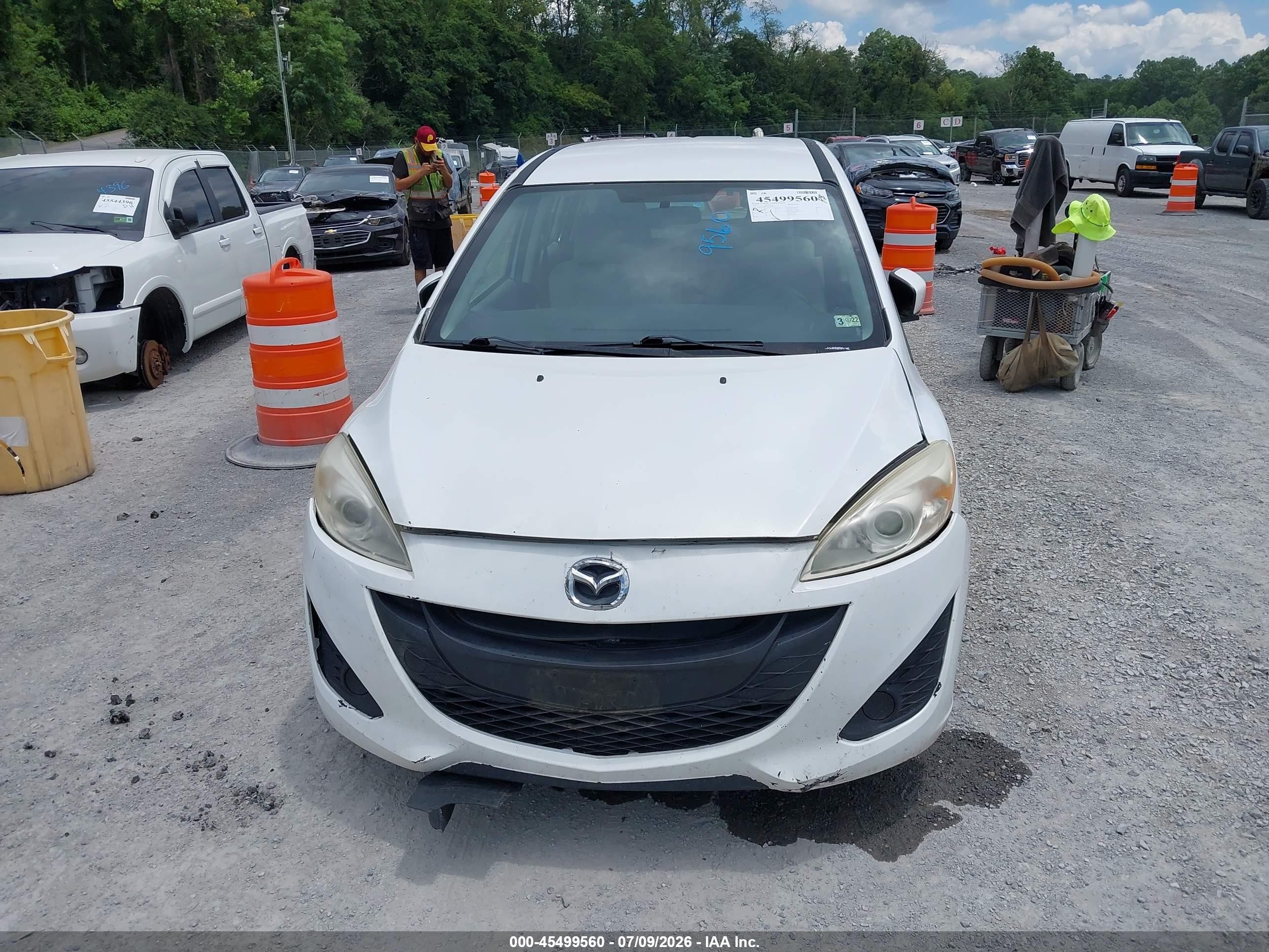 2012 Mazda Mazda5 Sport White vin: JM1CW2BLXC0128491