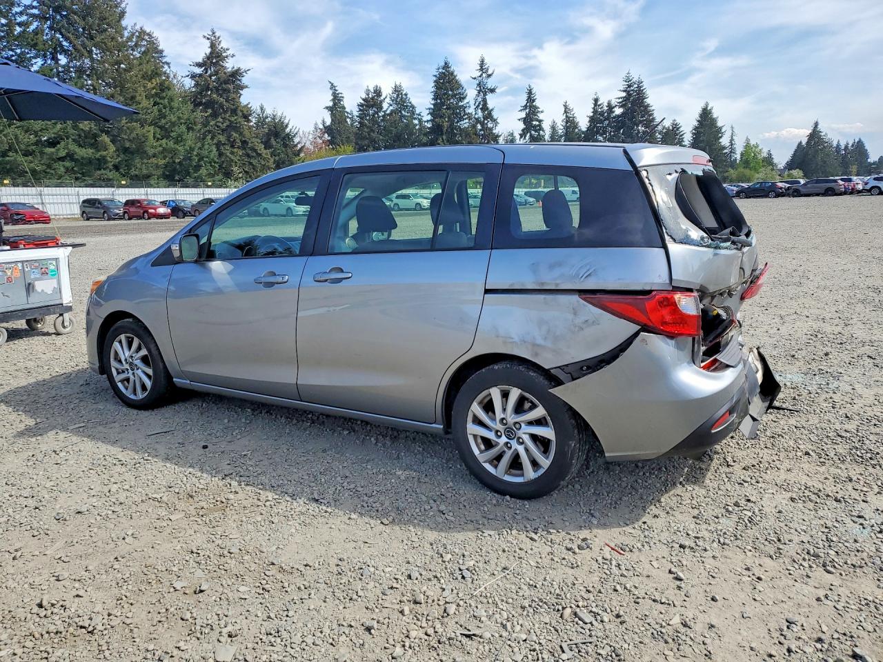 2014 Mazda 5 Sport Silver vin: JM1CW2BLXE0164703