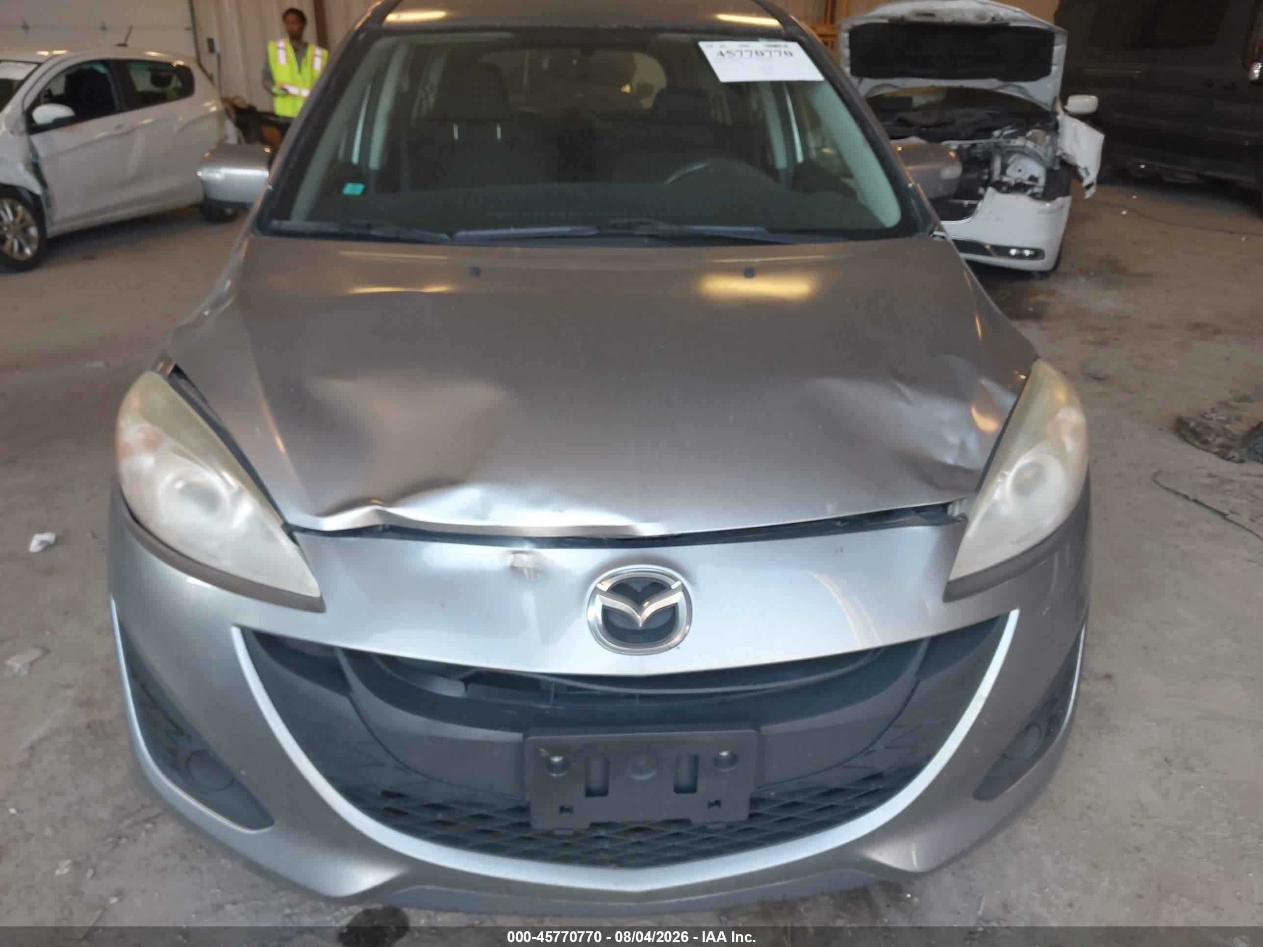 2014 Mazda Mazda5 Sport Silver vin: JM1CW2BLXE0171120
