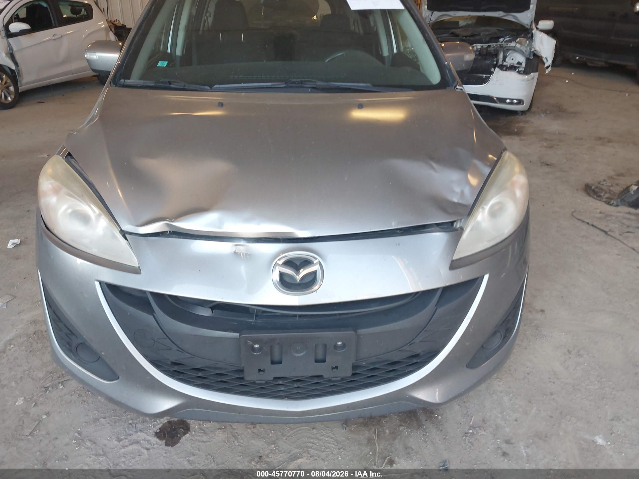 2014 Mazda Mazda5 Sport Silver vin: JM1CW2BLXE0171120