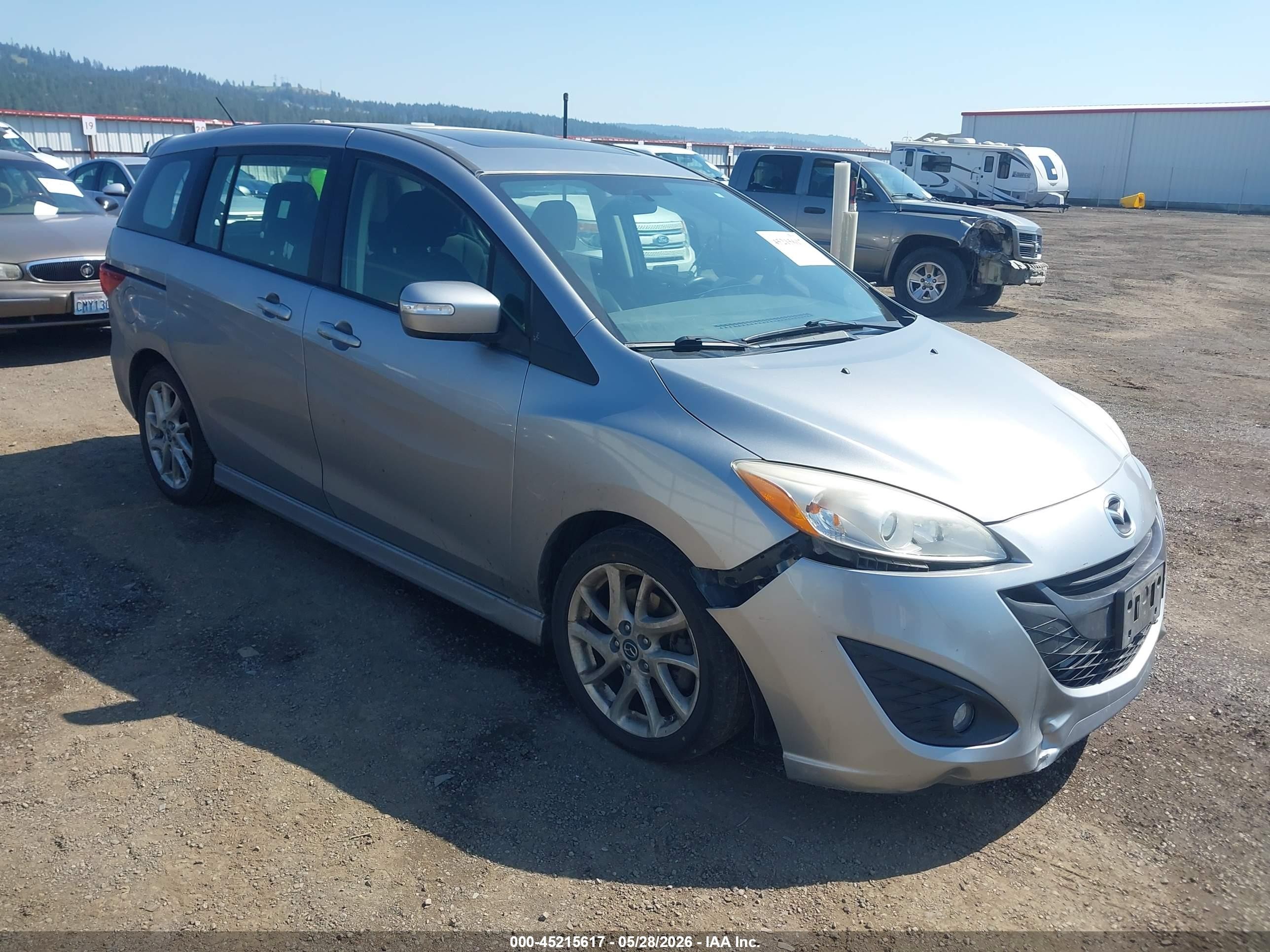 2013 Mazda Mazda5 Touring Silver vin: JM1CW2CL0D0147518