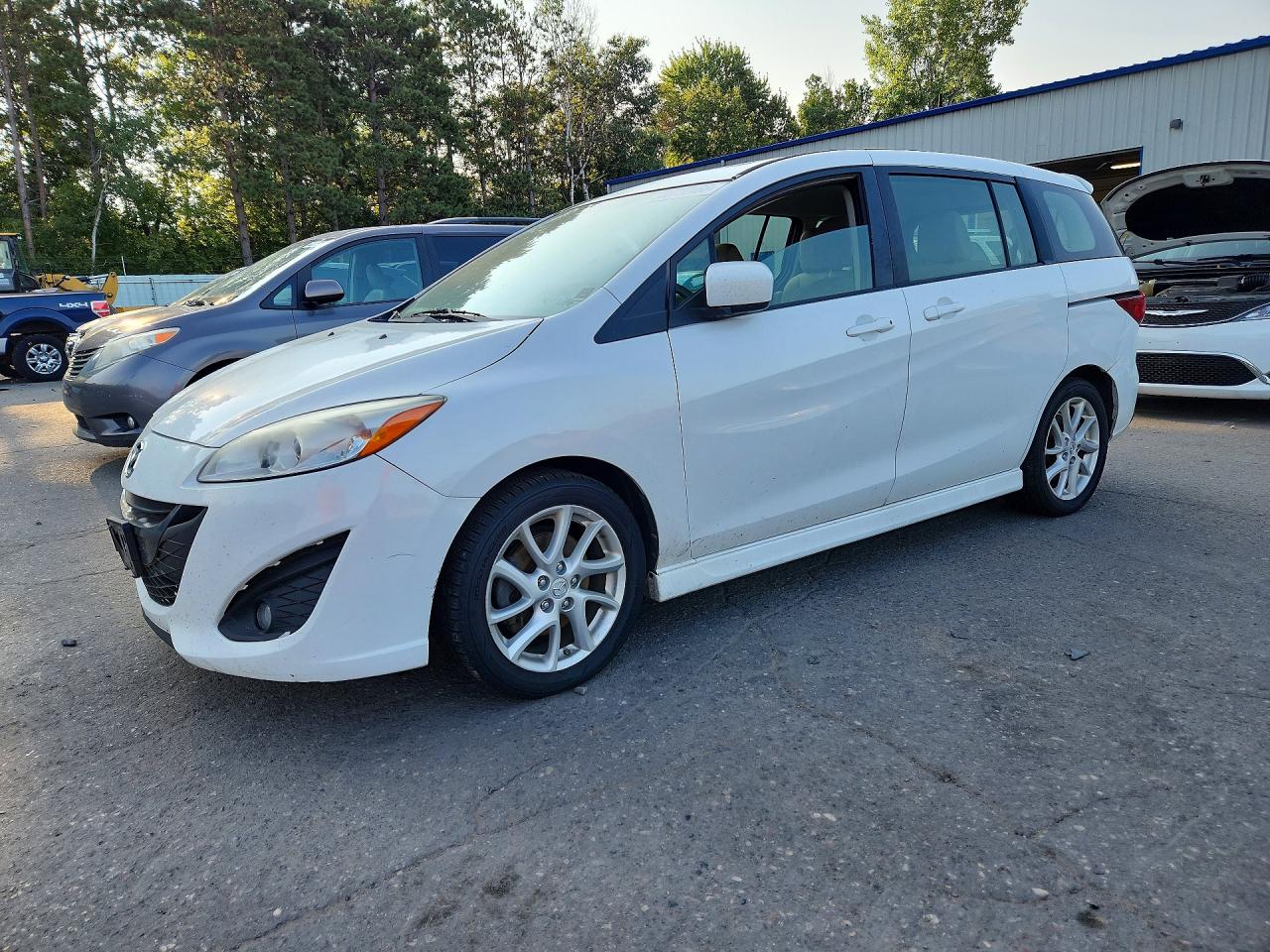 2012 Mazda 5 Белый vin: JM1CW2CL2C0120559