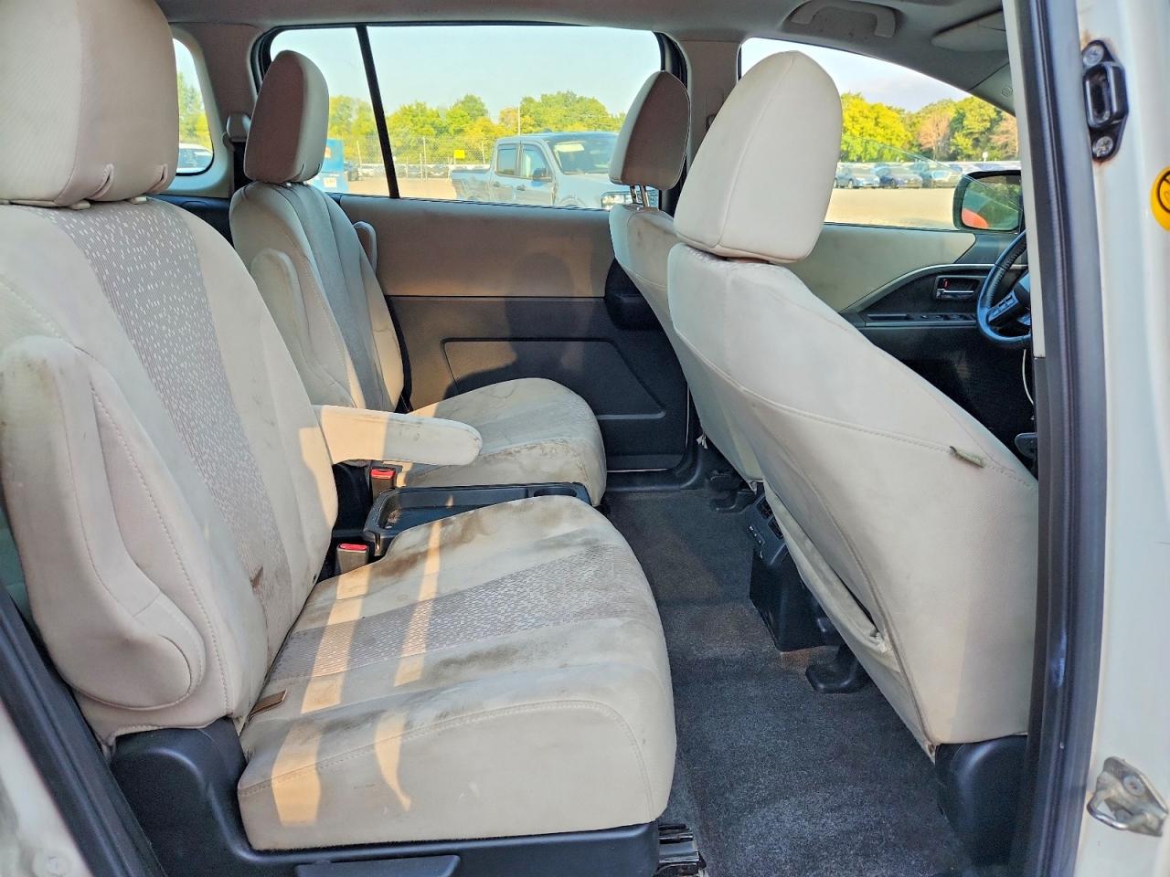 2012 Mazda 5 Белый vin: JM1CW2CL2C0120559