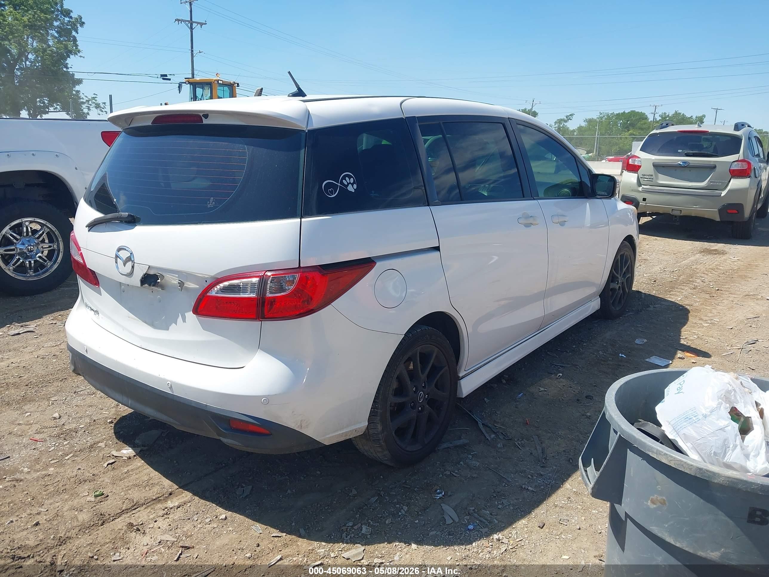2013 Mazda Mazda5 Touring White vin: JM1CW2CL2D0151263