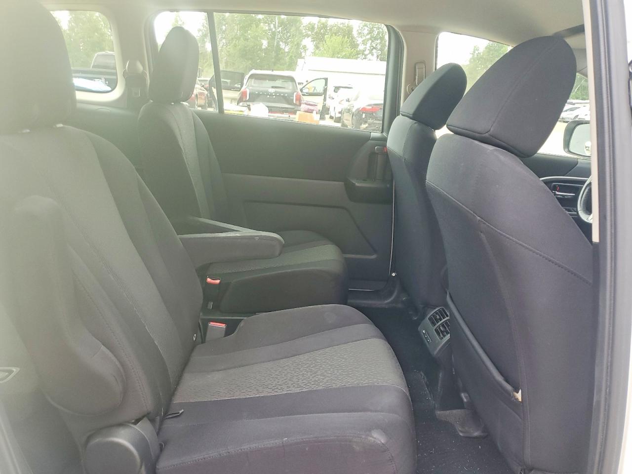 2012 Mazda 5 White vin: JM1CW2CL4C0126475