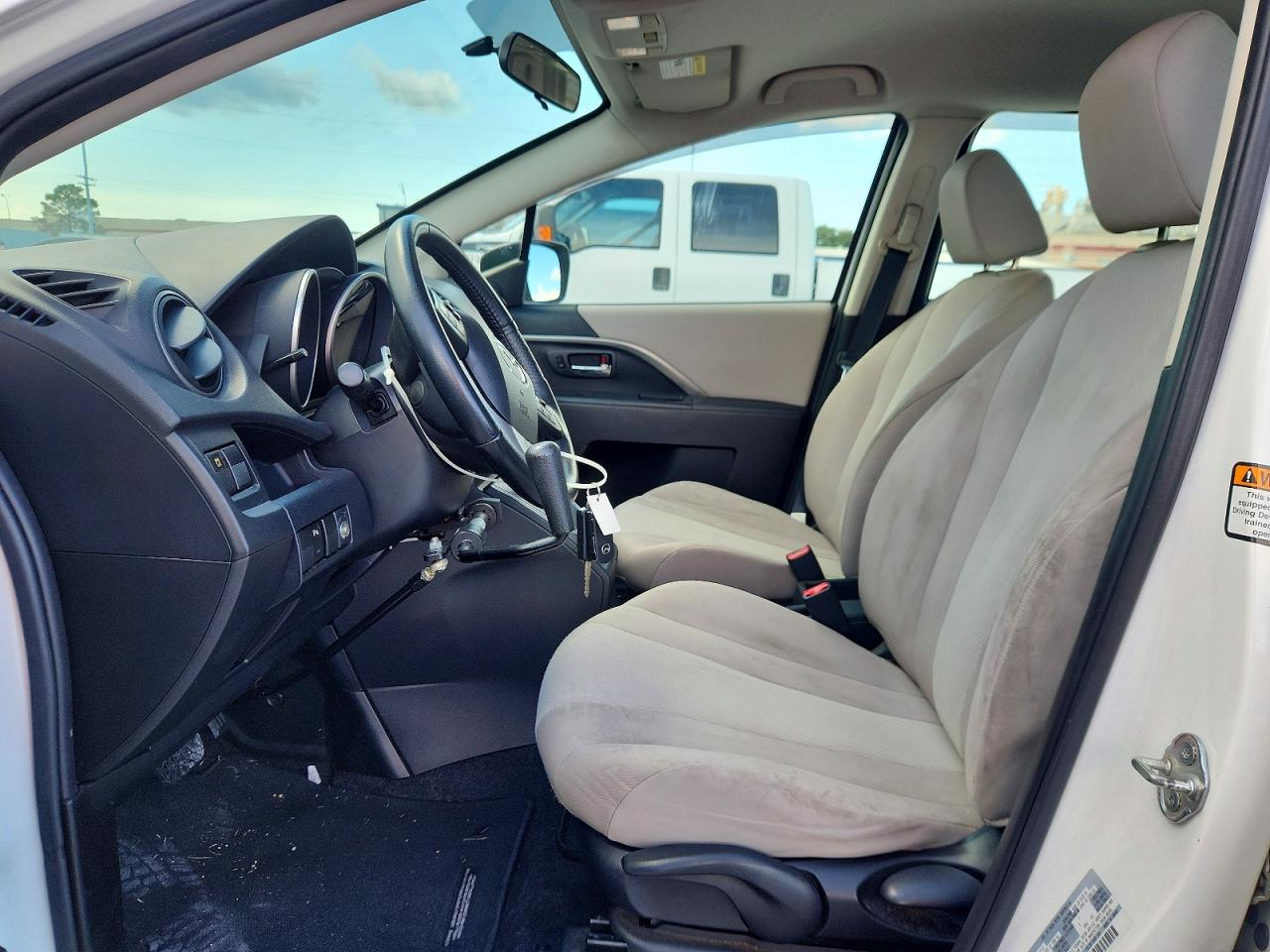 2013 Mazda 5 White vin: JM1CW2CL5D0153105