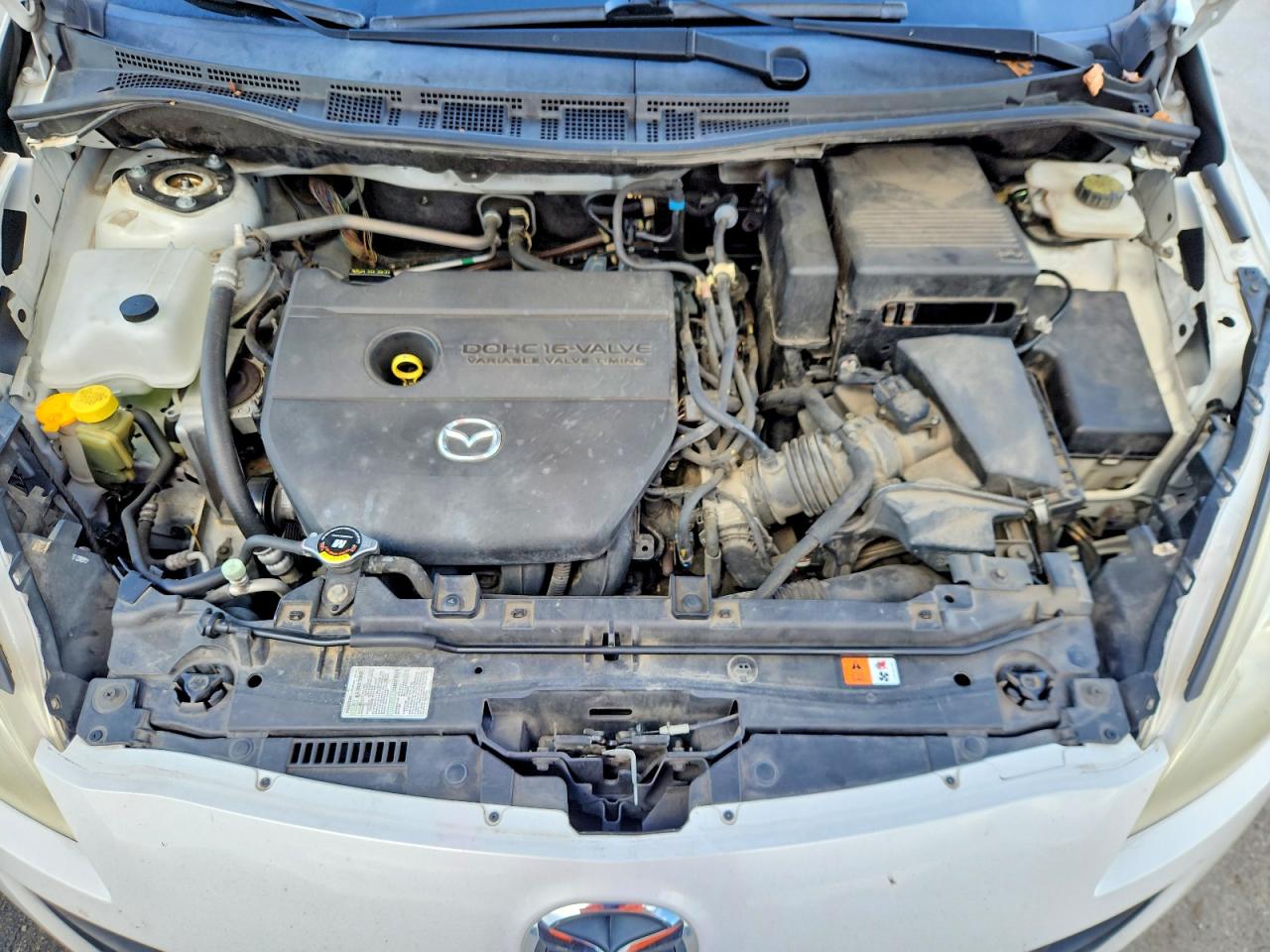2013 Mazda 5 White vin: JM1CW2CL5D0153105