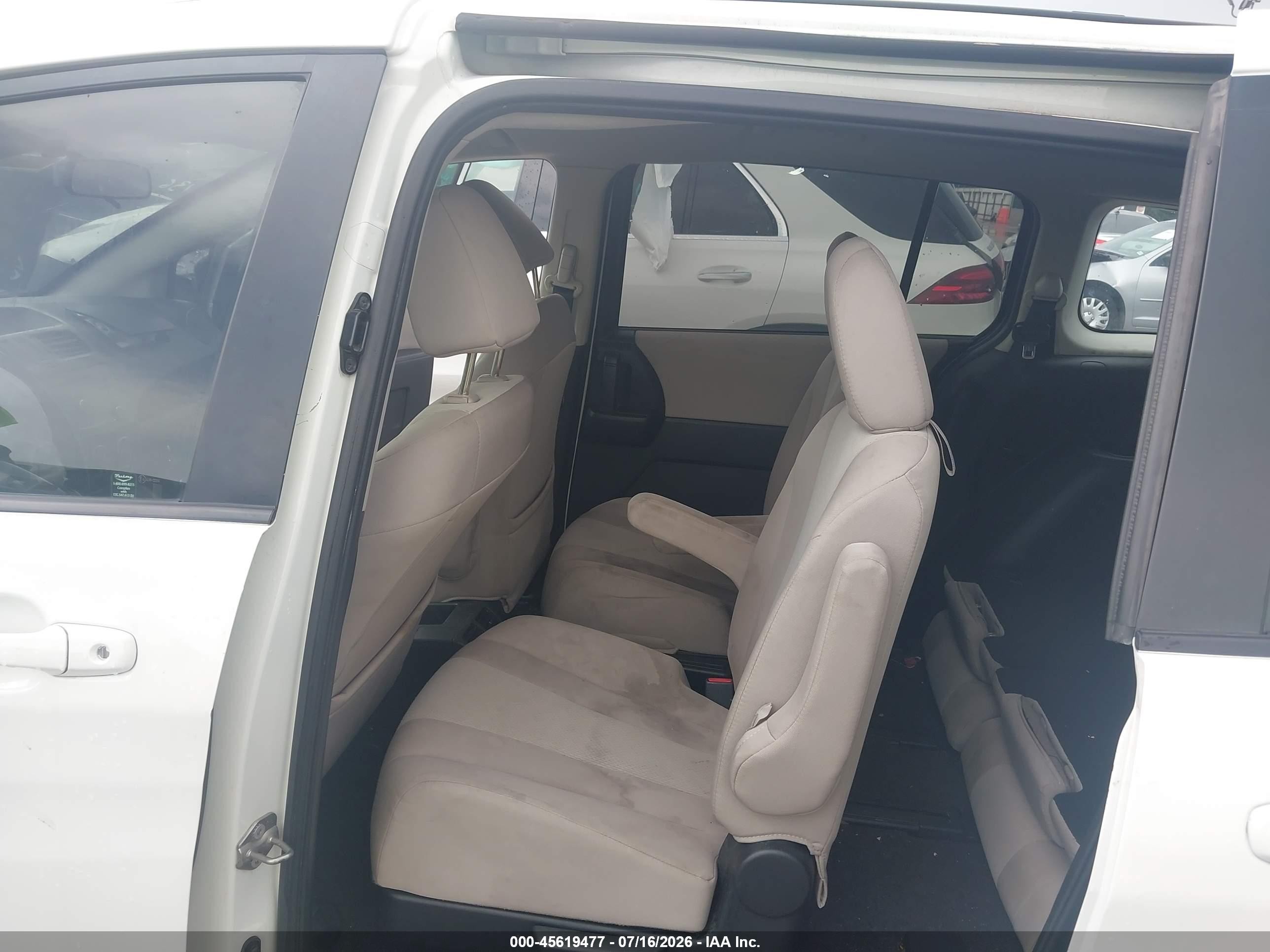 2013 Mazda Mazda5 Touring Белый vin: JM1CW2CL5D0153329