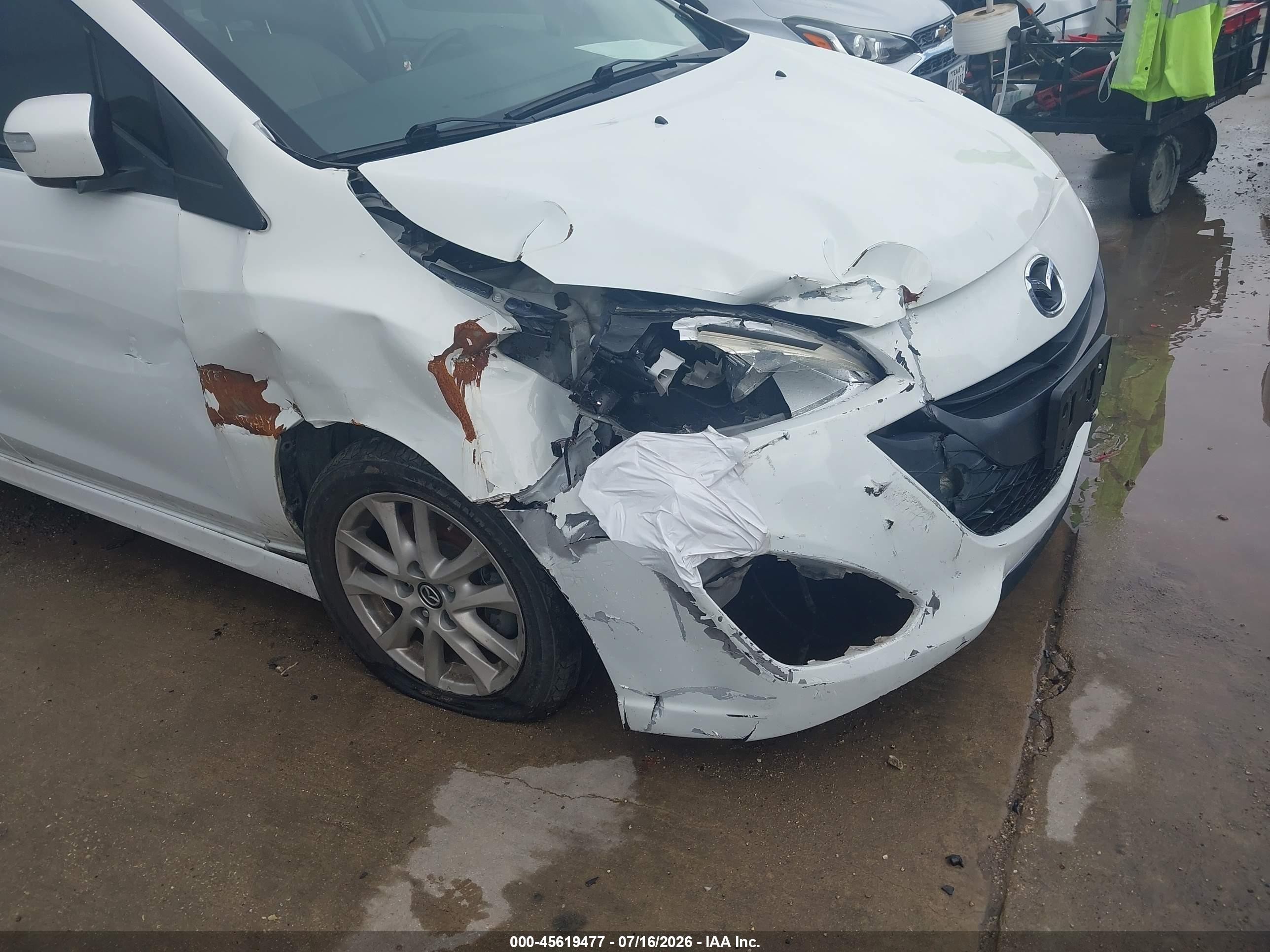 2013 Mazda Mazda5 Touring Белый vin: JM1CW2CL5D0153329