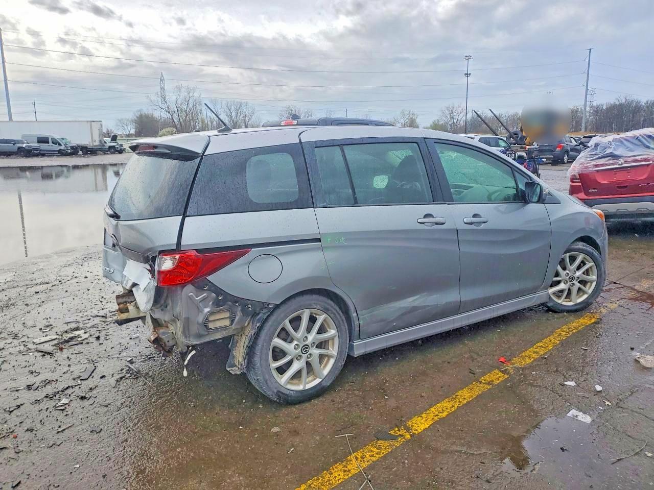 2014 Mazda 5 Touring Silver vin: JM1CW2CL5E0166387