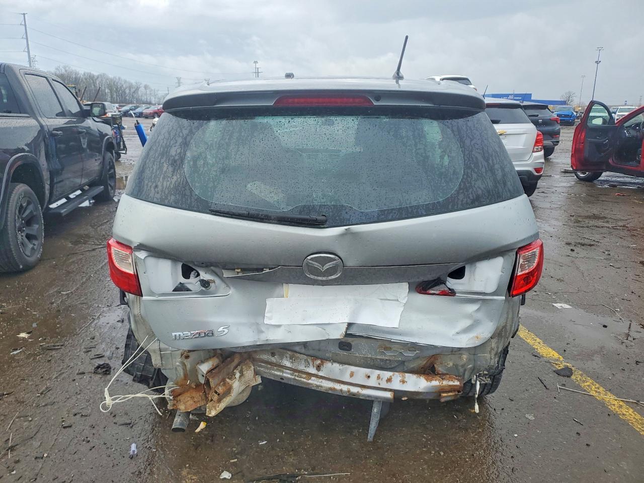 2014 Mazda 5 Touring Silver vin: JM1CW2CL5E0166387