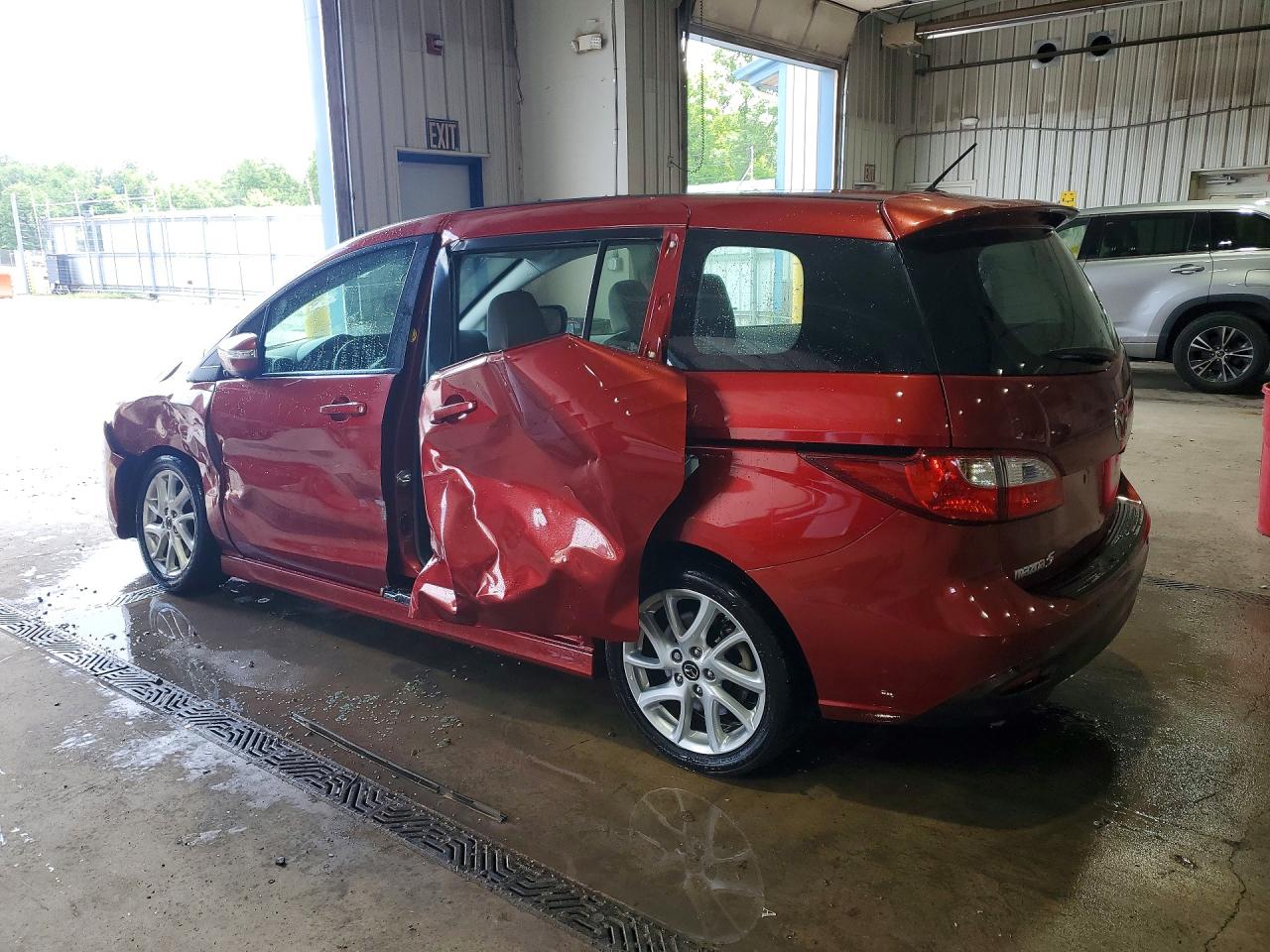 2015 Mazda 5 Touring Красный vin: JM1CW2CL5F0187449