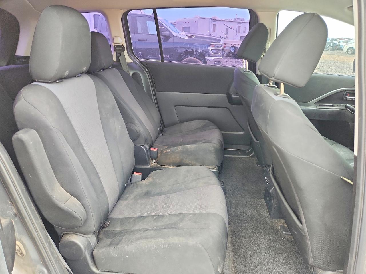 2013 Mazda 5 Silver vin: JM1CW2CL6D0151153