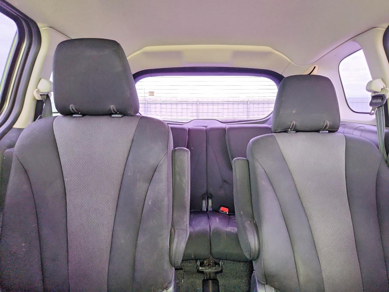 2013 Mazda 5 Silver vin: JM1CW2CL6D0151153