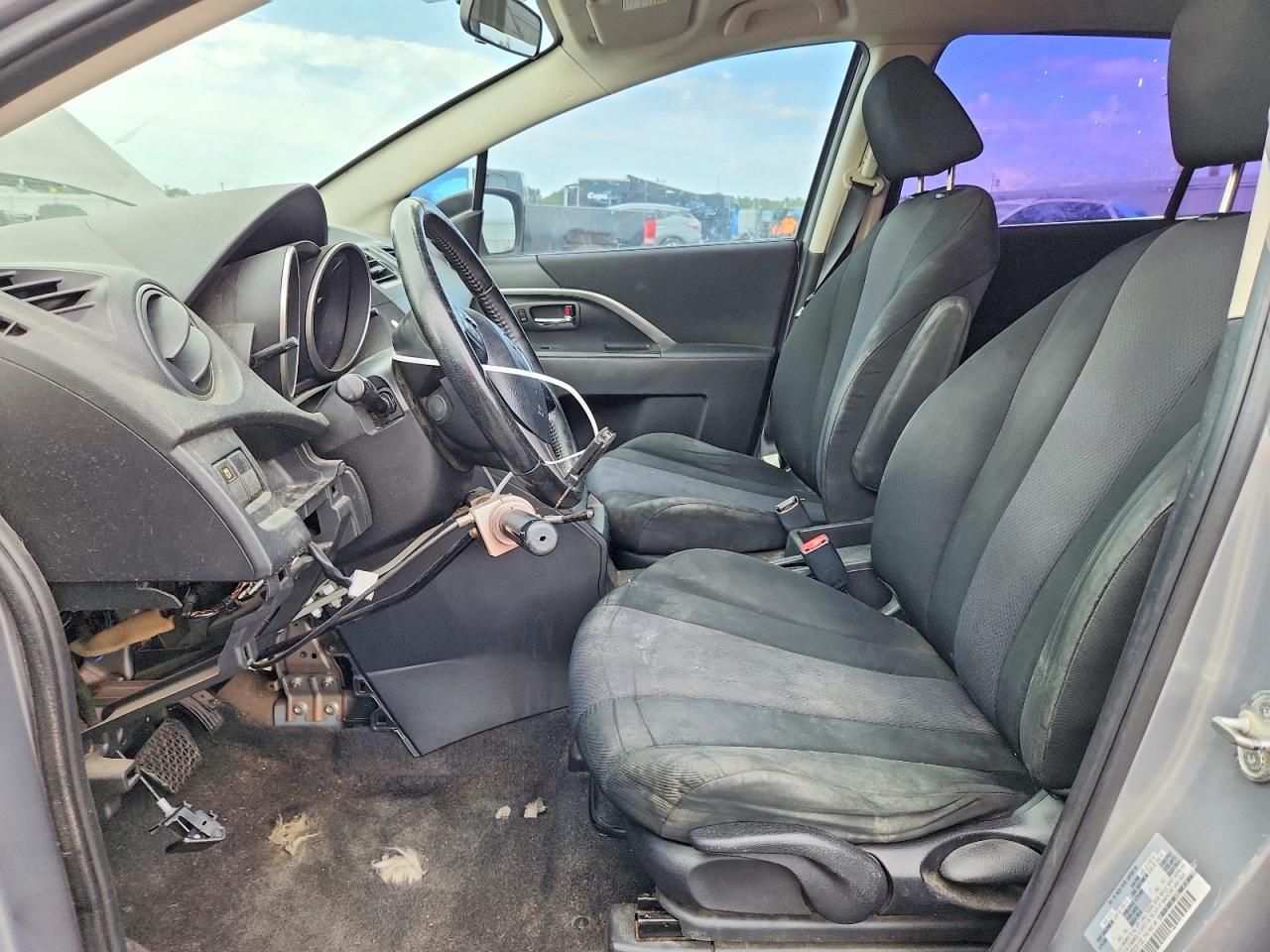 2013 Mazda 5 Silver vin: JM1CW2CL6D0151153