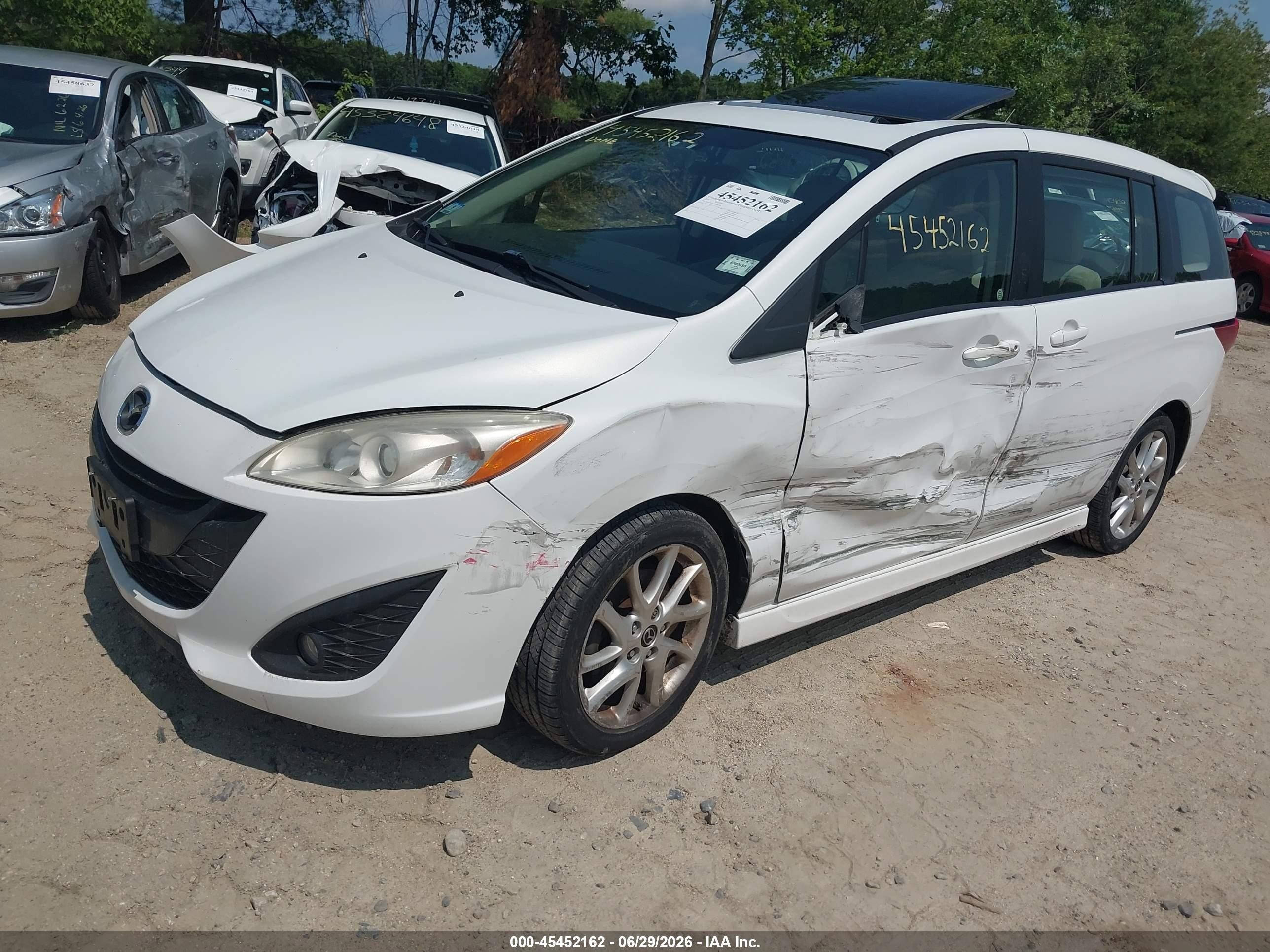 2014 Mazda Mazda5 Touring White vin: JM1CW2CL6E0164910