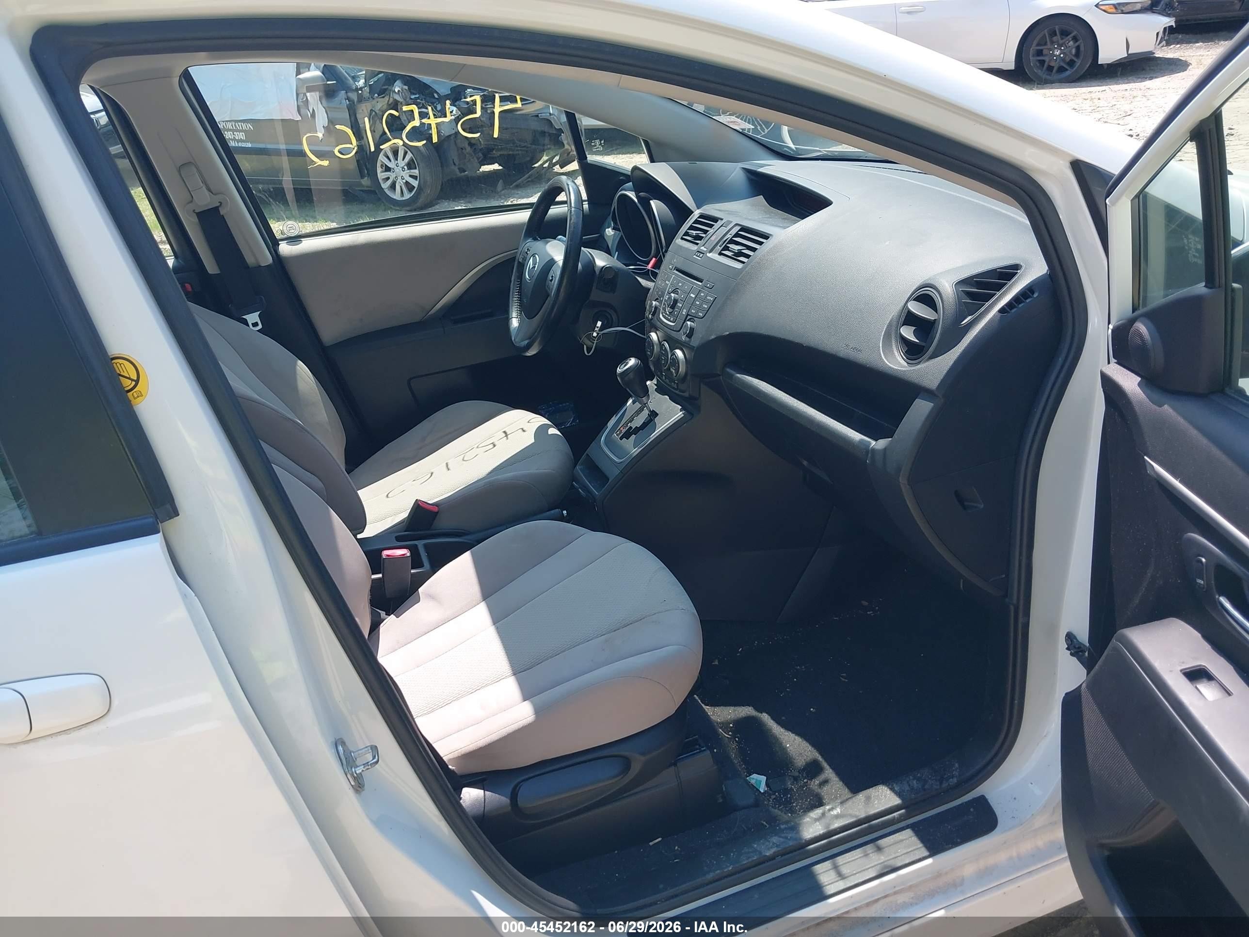 2014 Mazda Mazda5 Touring White vin: JM1CW2CL6E0164910