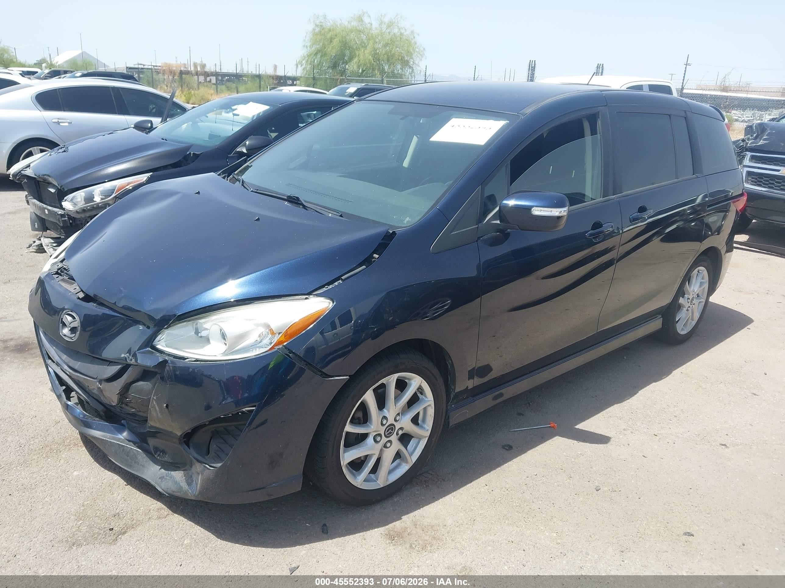 2015 Mazda Mazda5 Touring Dark Blue vin: JM1CW2CL6F0180557