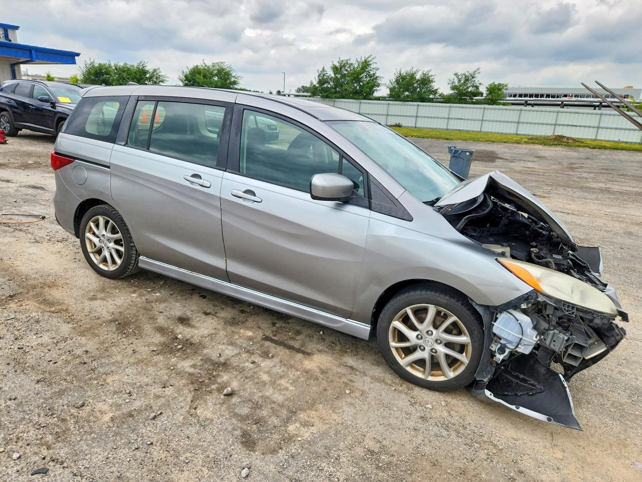 2012 Mazda 5 Silver vin: JM1CW2CL7C0137826