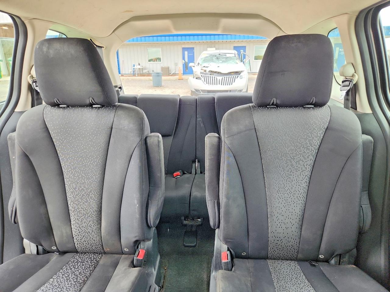 2012 Mazda 5 Silver vin: JM1CW2CL7C0137826