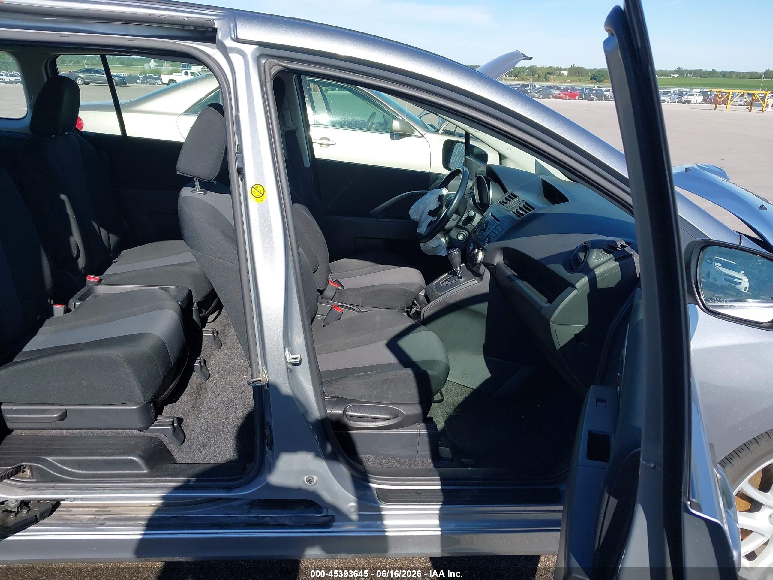2013 Mazda Mazda5 Touring Silver vin: JM1CW2CL7D0149797