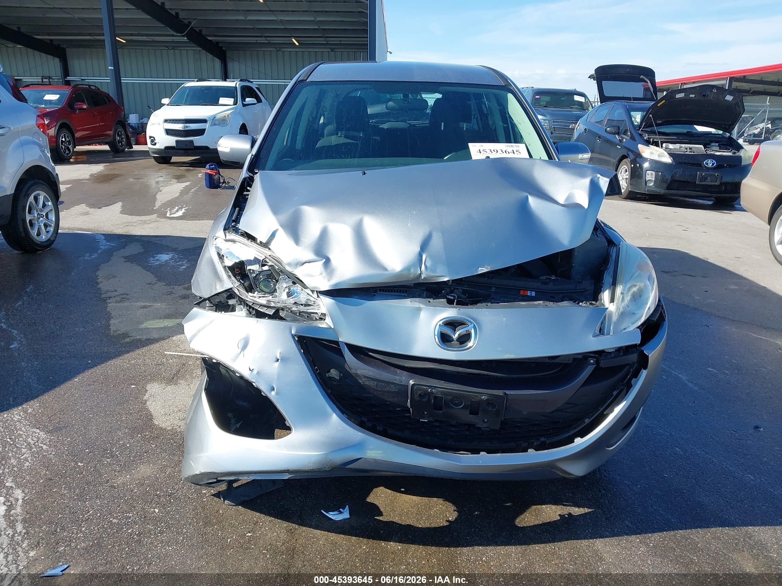 2013 Mazda Mazda5 Touring Silver vin: JM1CW2CL7D0149797