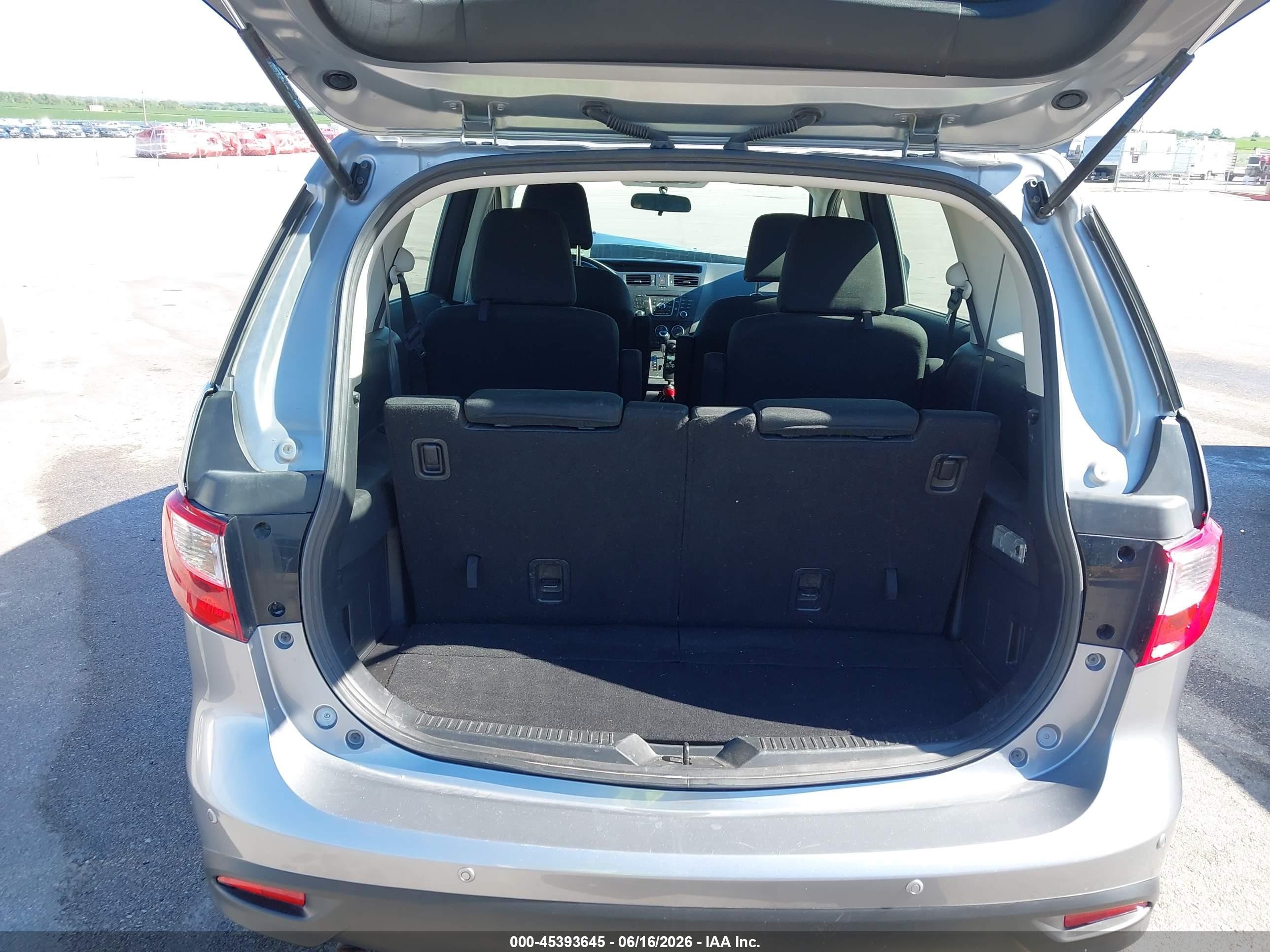 2013 Mazda Mazda5 Touring Silver vin: JM1CW2CL7D0149797