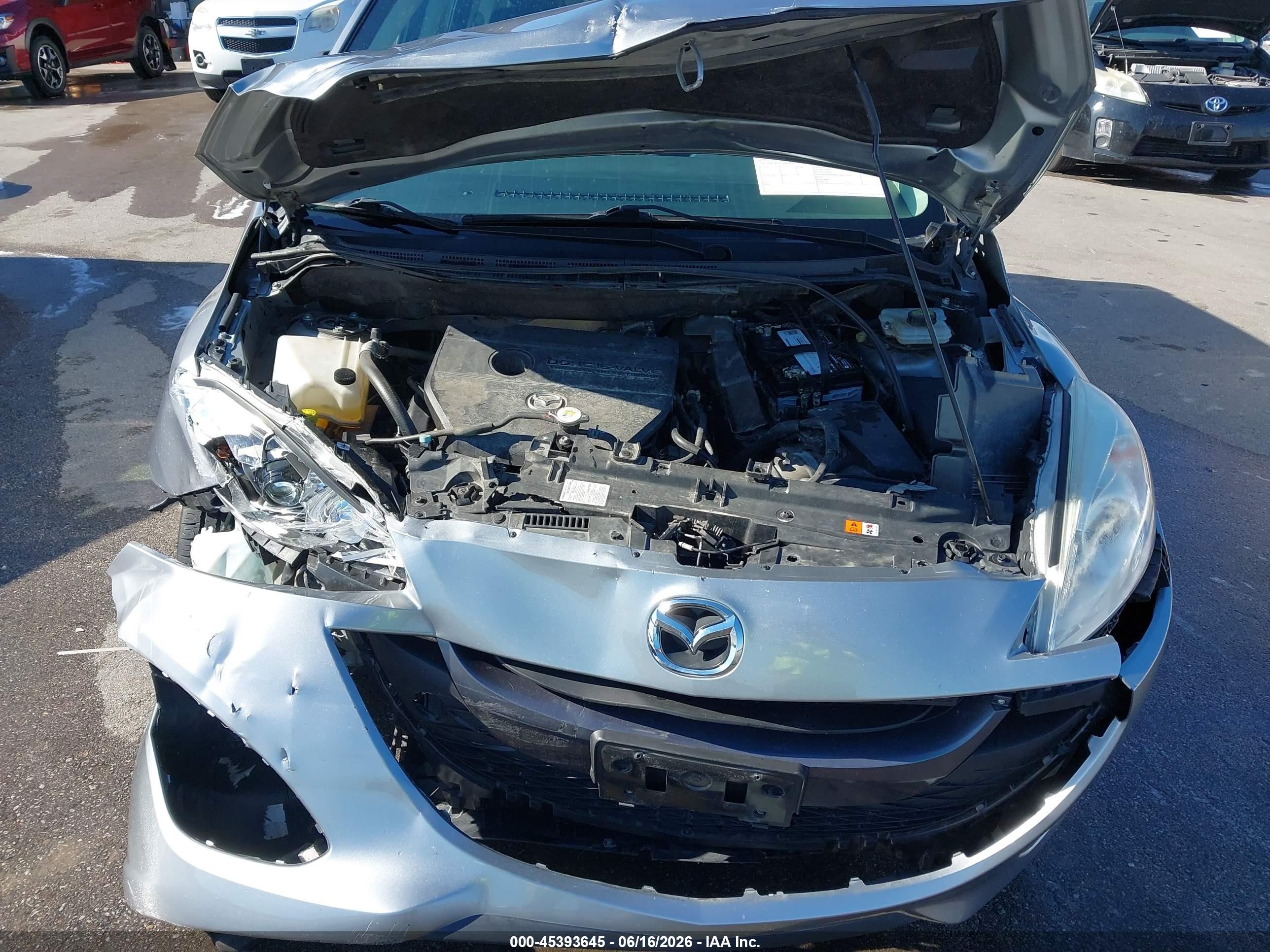 2013 Mazda Mazda5 Touring Silver vin: JM1CW2CL7D0149797