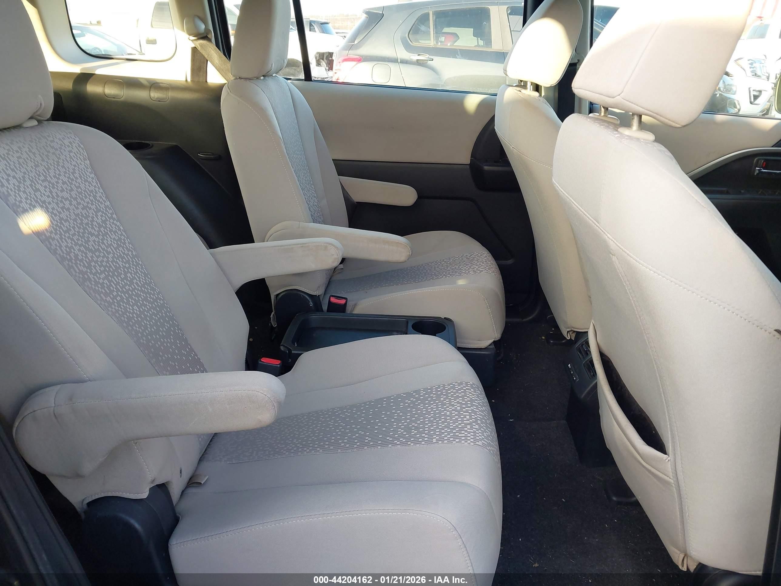 2012 Mazda Mazda5 Touring Gray vin: JM1CW2CL8C0139858