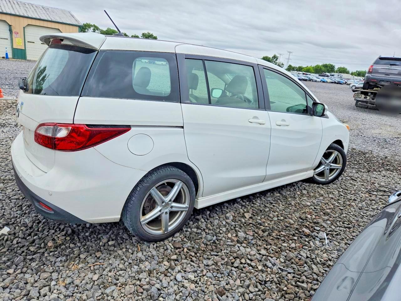 2013 Mazda 5 White vin: JM1CW2CL8D0152076