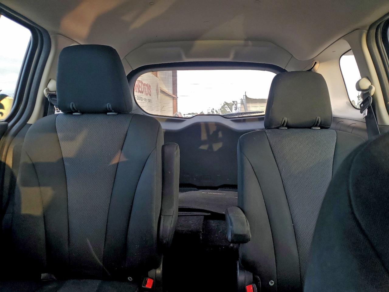 2013 Mazda 5 Silver vin: JM1CW2CL8D0153258