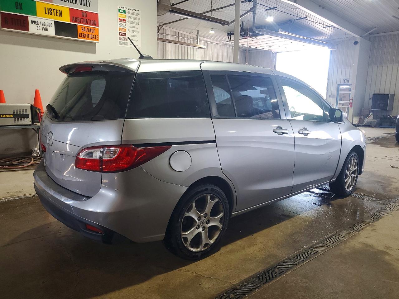 2012 Mazda 5 Silver vin: JM1CW2CL9C0123040